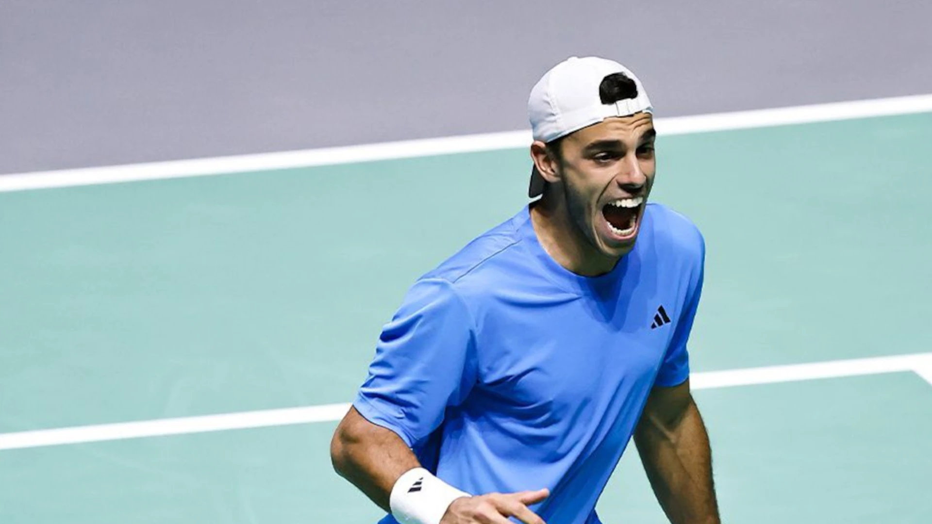 Argentina lead Davis Cup holders Italy