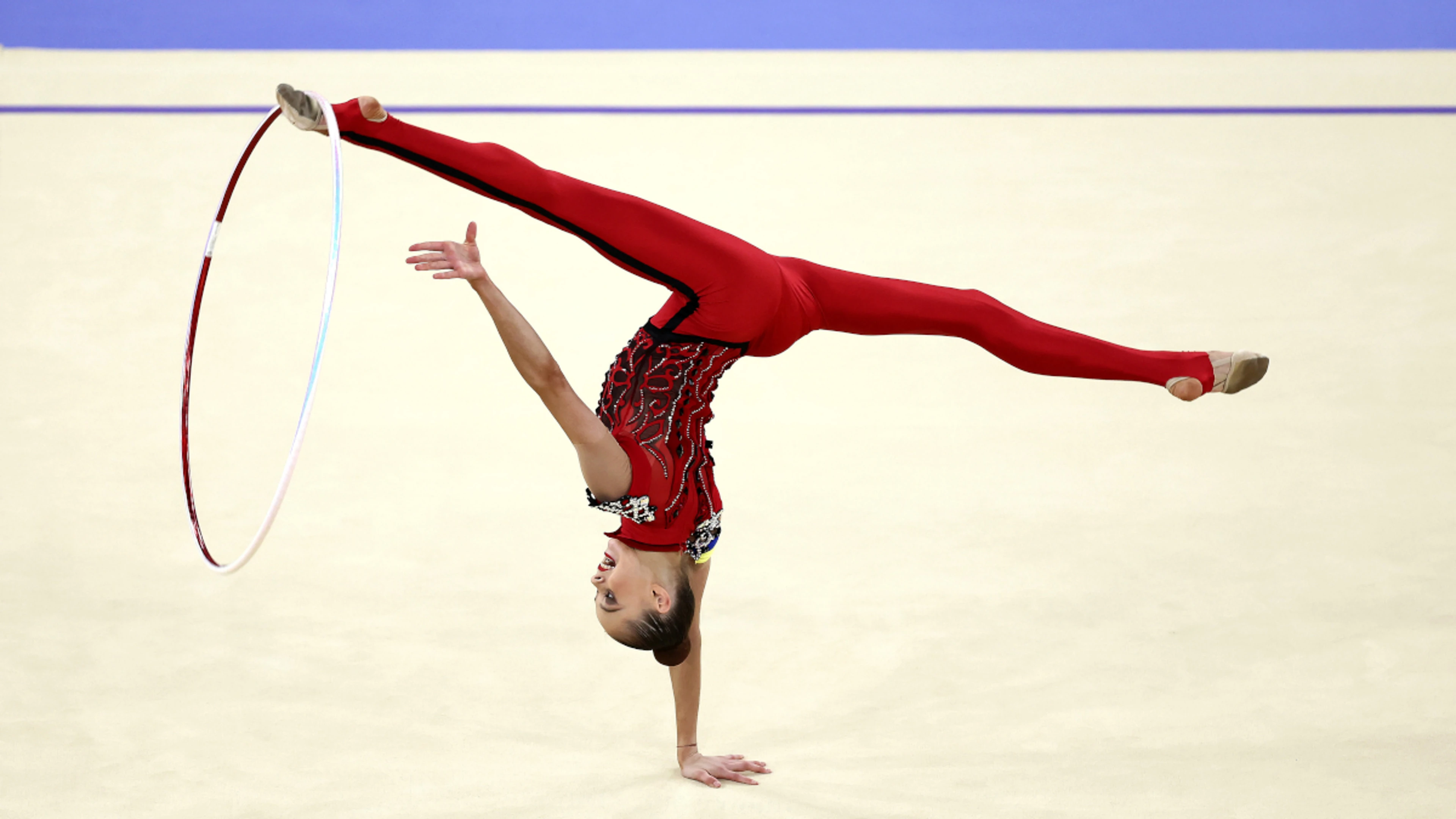 Ukraine's Onofriichuk in final despite attacks drowning out music in training