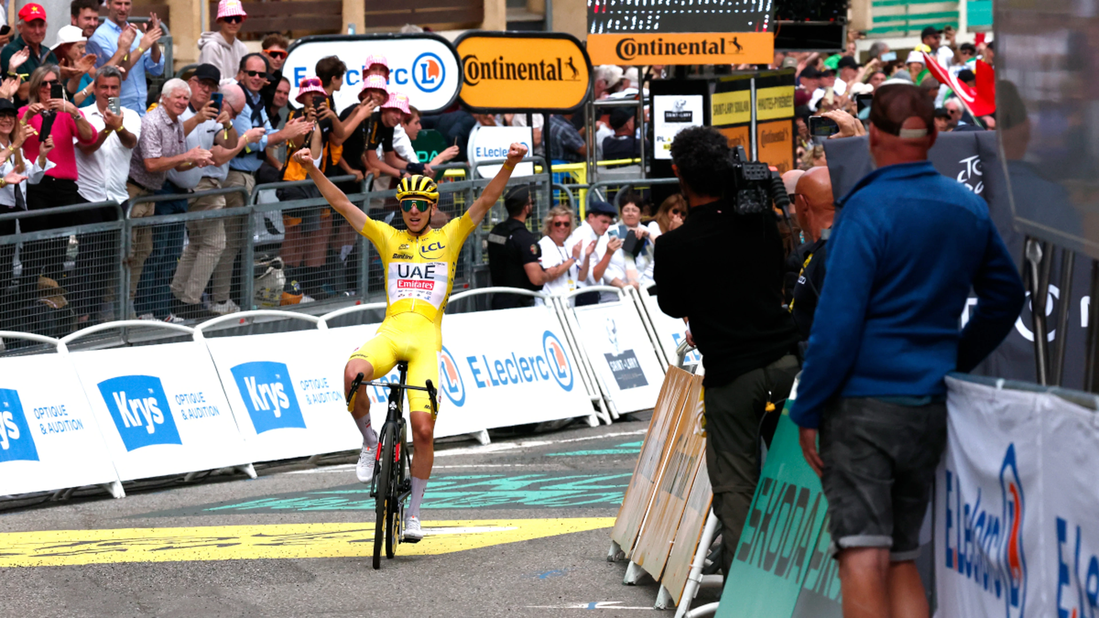 Pogacar extends Tour de France lead with Pyrenees win