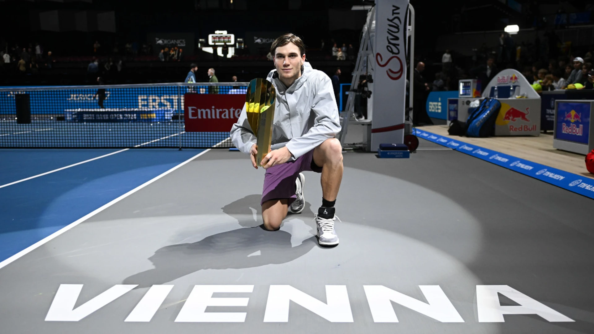 Draper holds off Khachanov for first ATP 500 title in Vienna