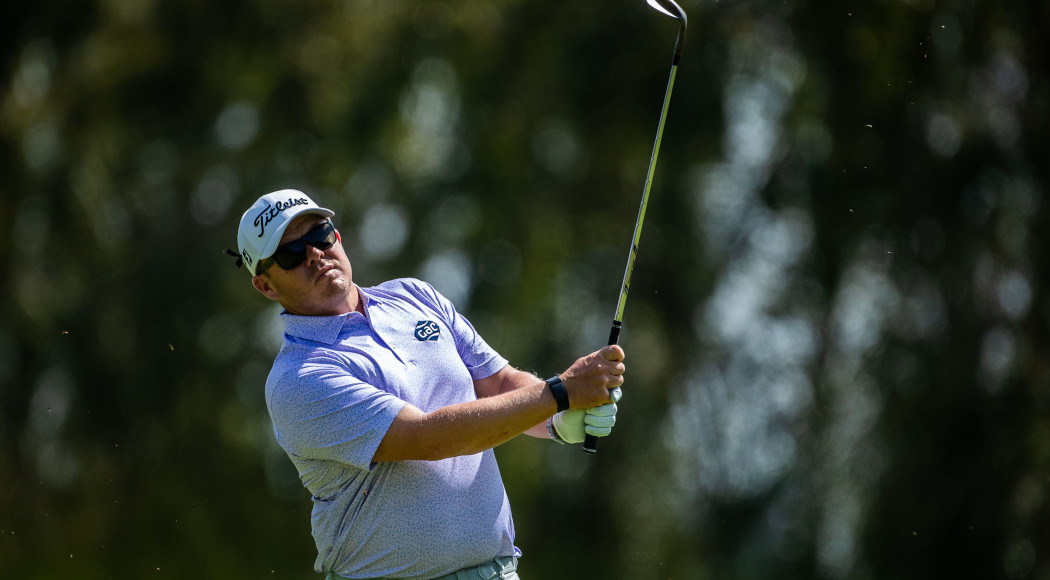 Coetzee hits the front at Mediclinic Invitational