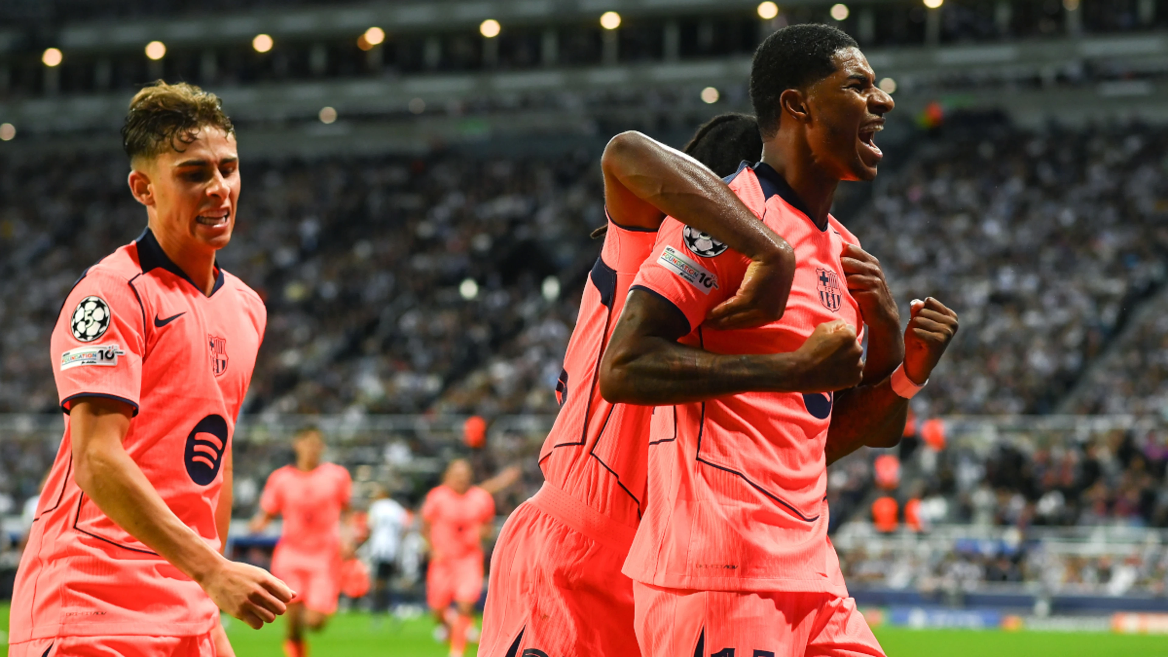 Barcelona beat Newcastle, Man City see off Napoli in Champions League