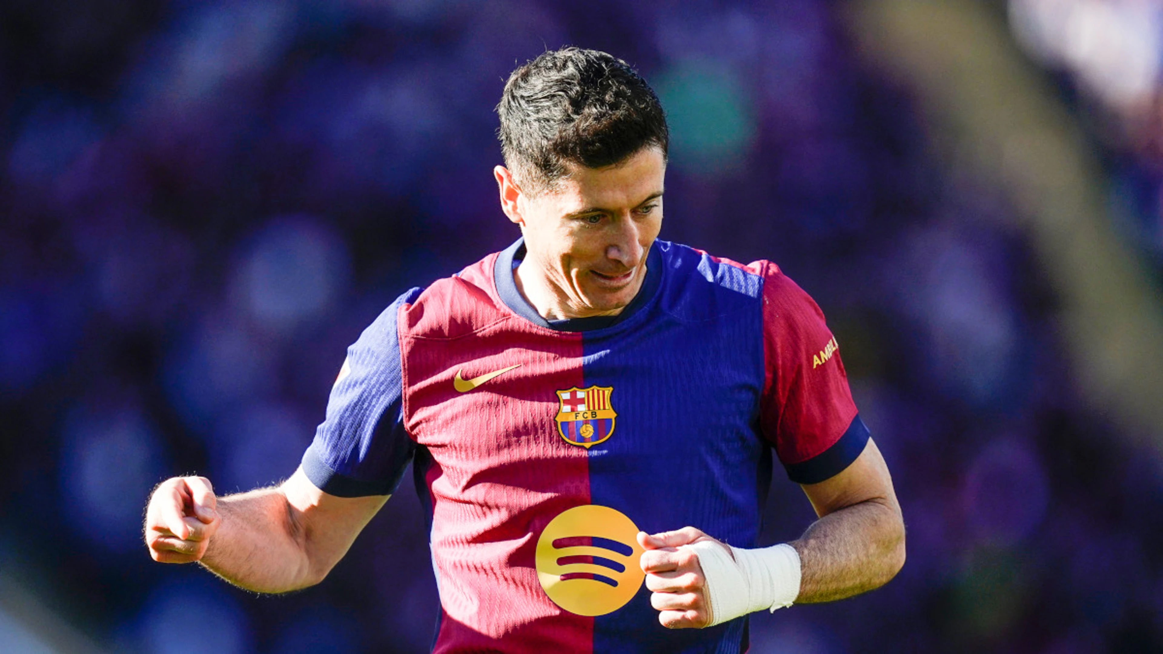 Leaders Barcelona face Betis test as LaLiga title race hots up