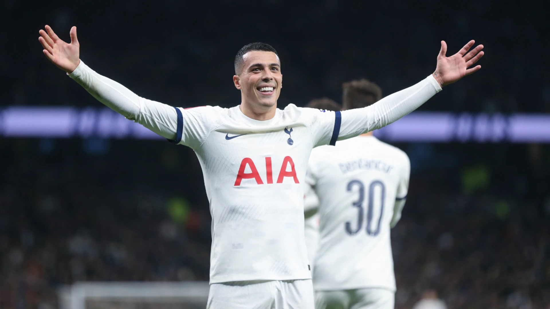 Spurs boosted by return of Porro for Villa clash