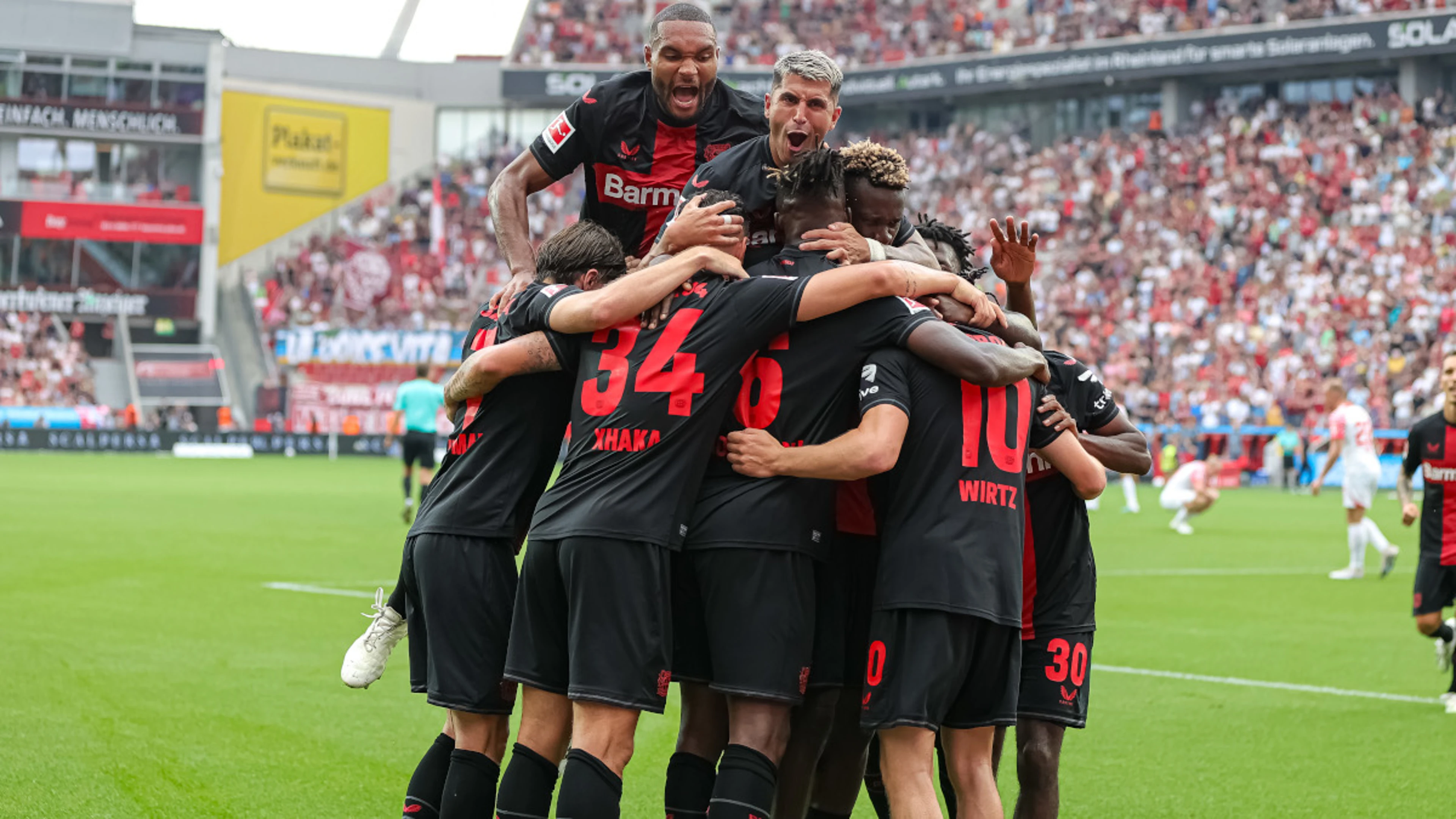 Malen scores last-gasp winner over Cologne in season opener