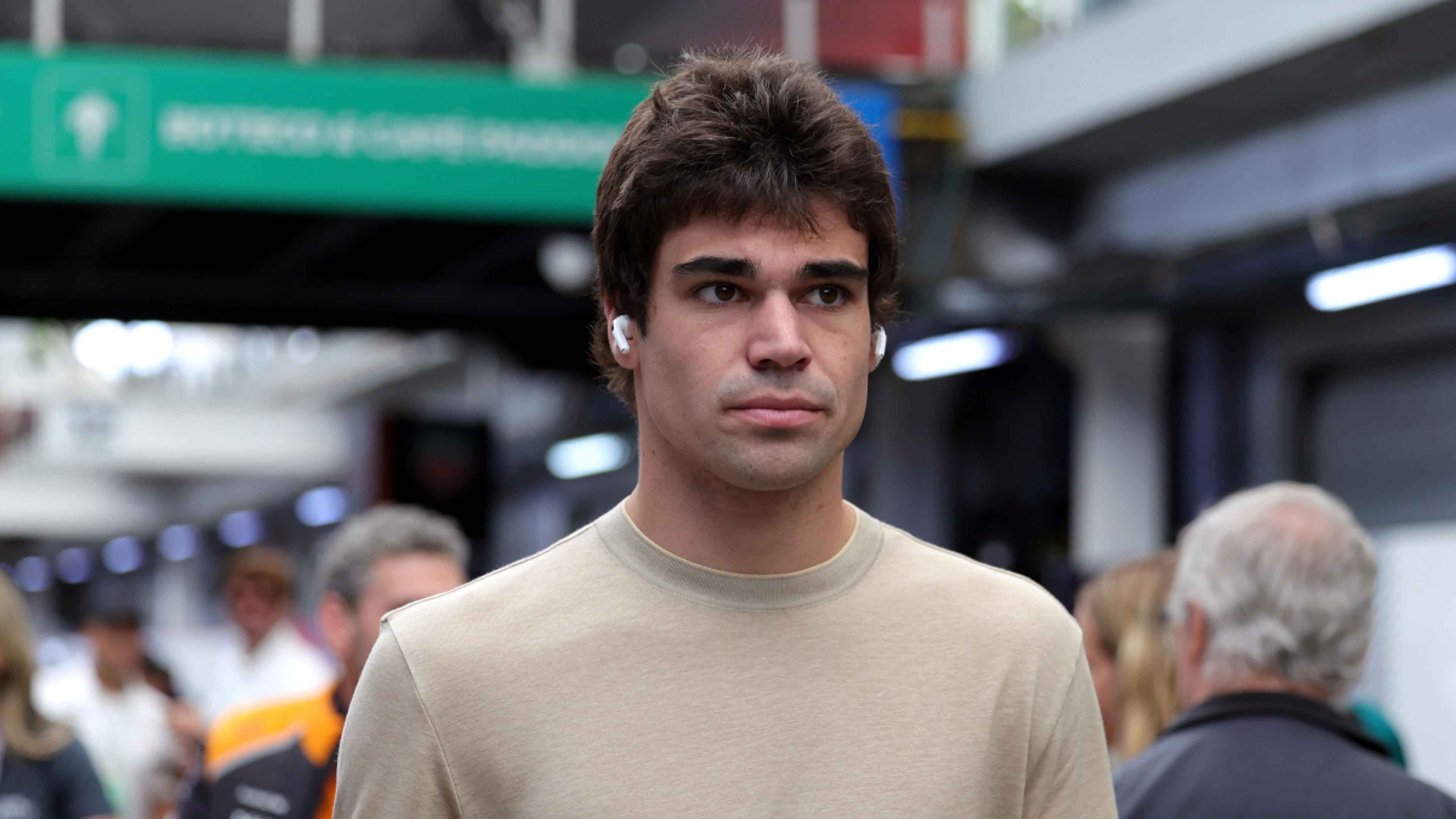 Stroll hits back at Colapinto, says try to score a point