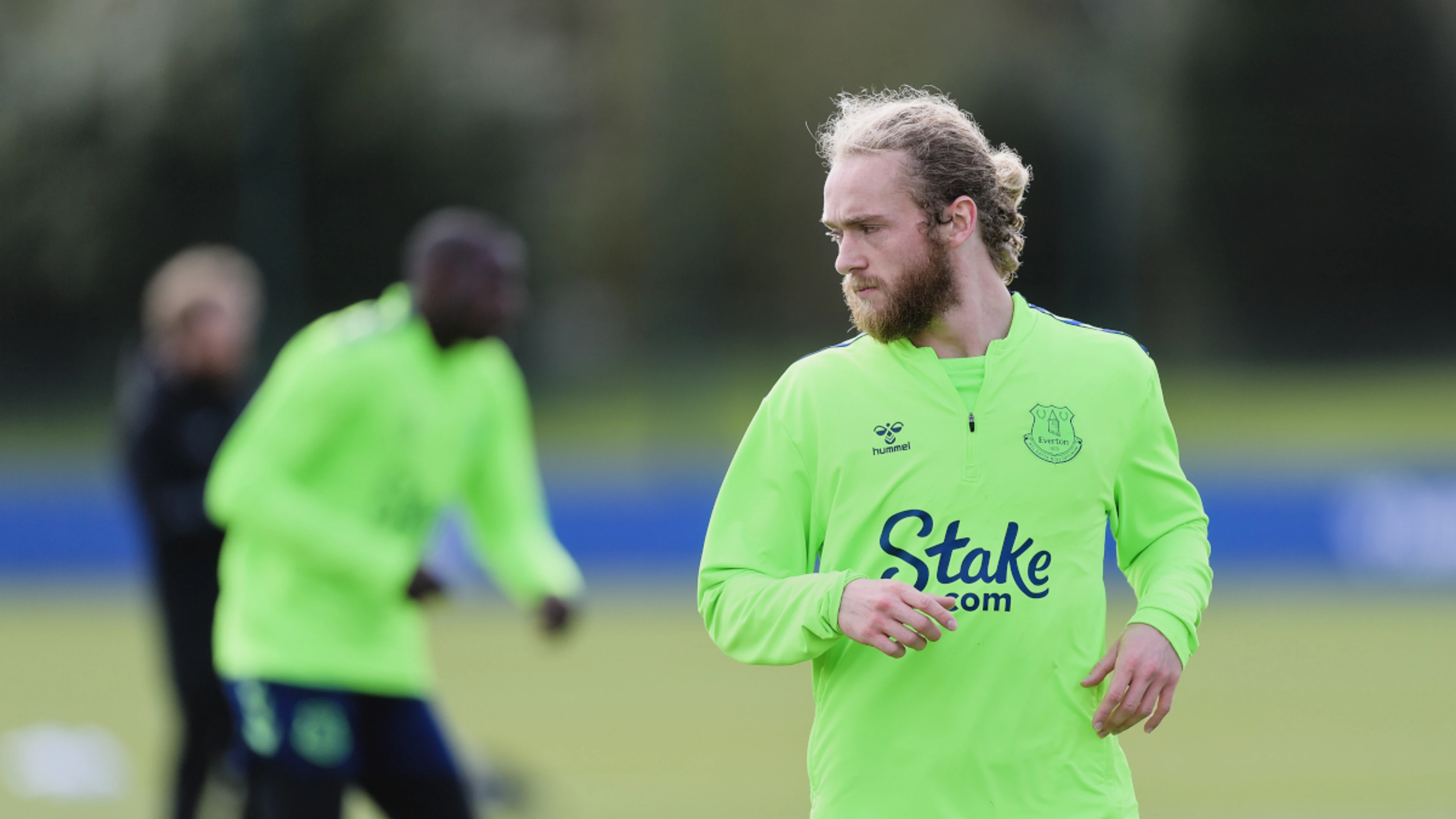 Sheffield United sign midfielder Davies on free transfer