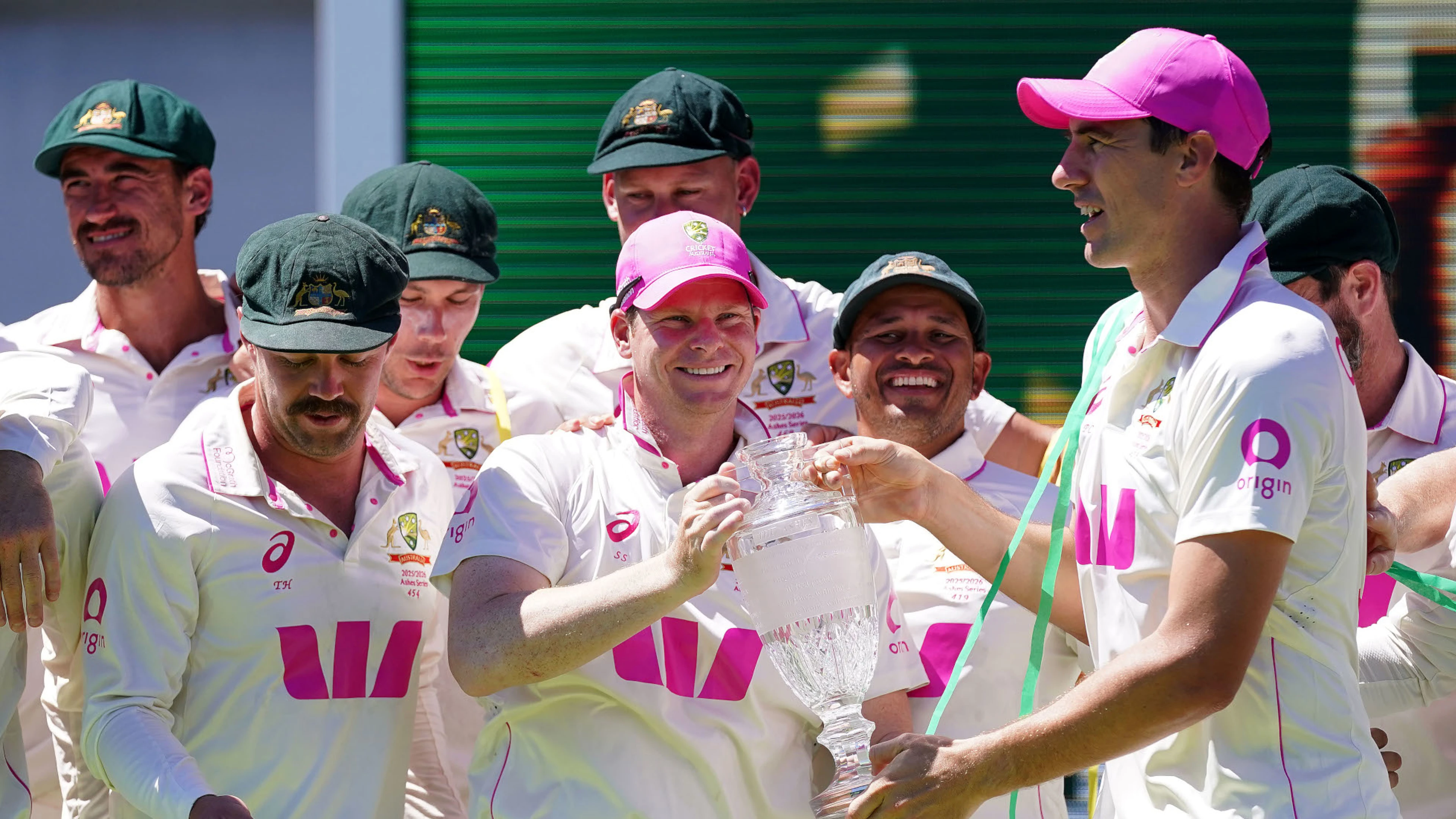 Proud Smith says Australia 'stood up', then heads for drink with Stokes