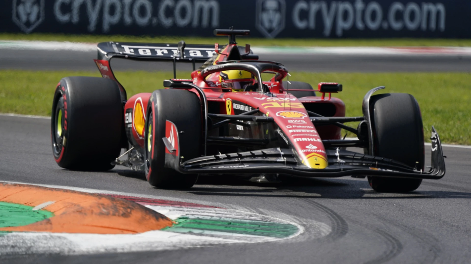 Austrian GP delayed after Sainz' Williams catches fire