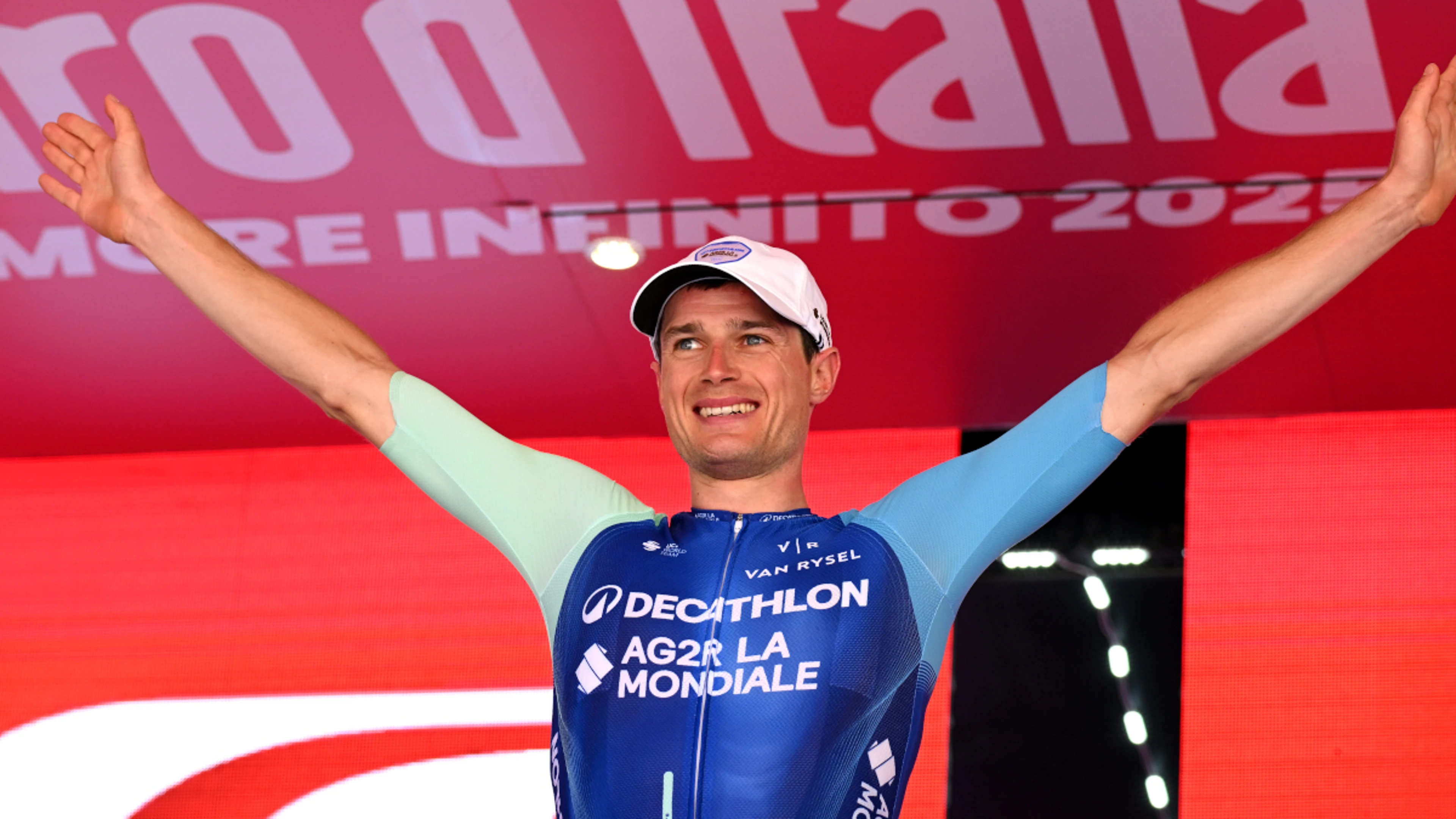 Prodhomme solos to Giro stage 19 win in mountains, Del Toro extends overall lead