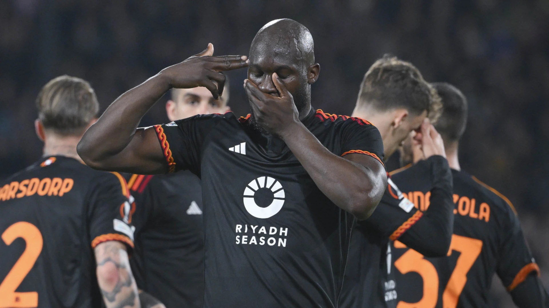 Lukaku earns Roma draw at Feyenoord