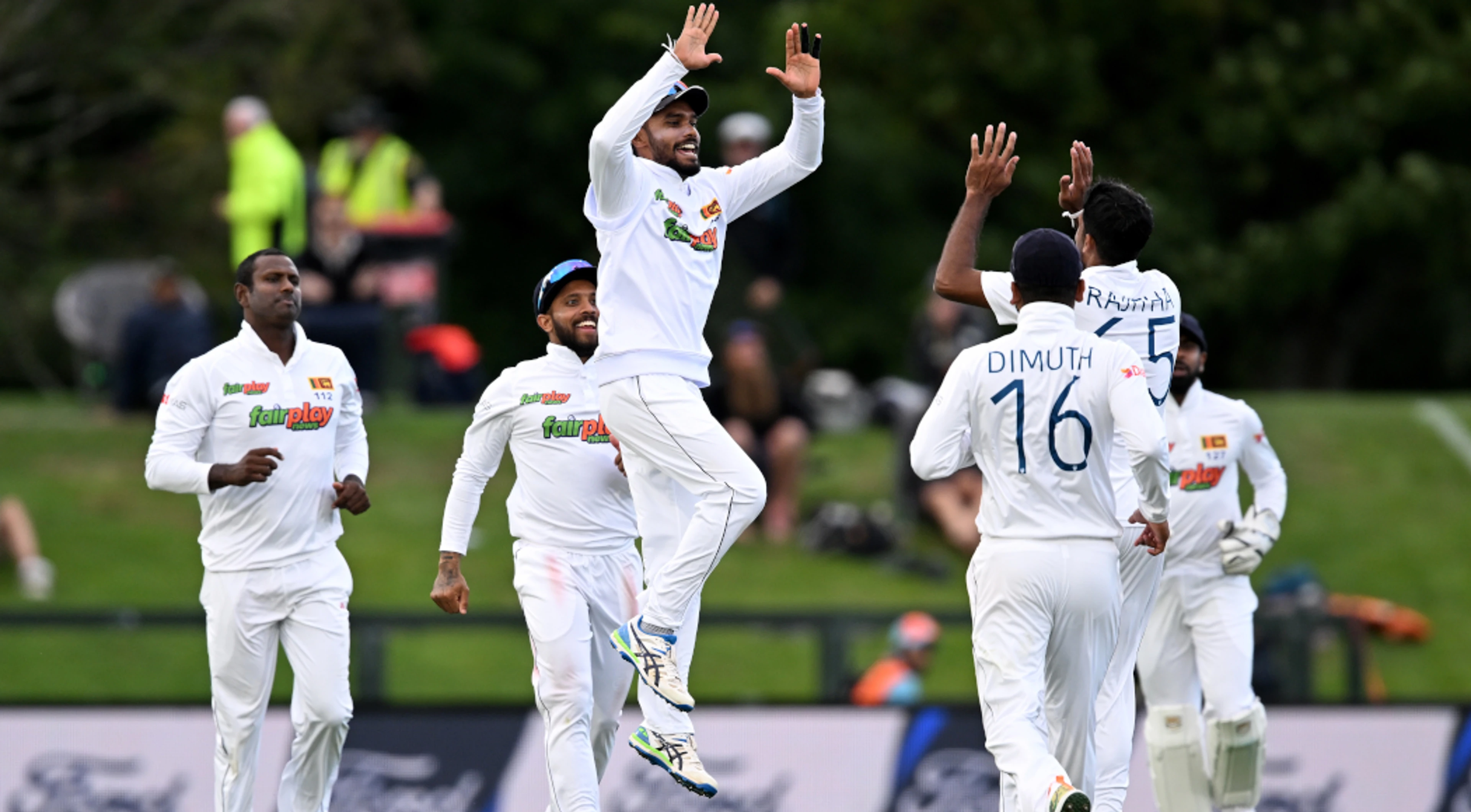 Sri Lanka rip through top order to leave New Zealand in trouble