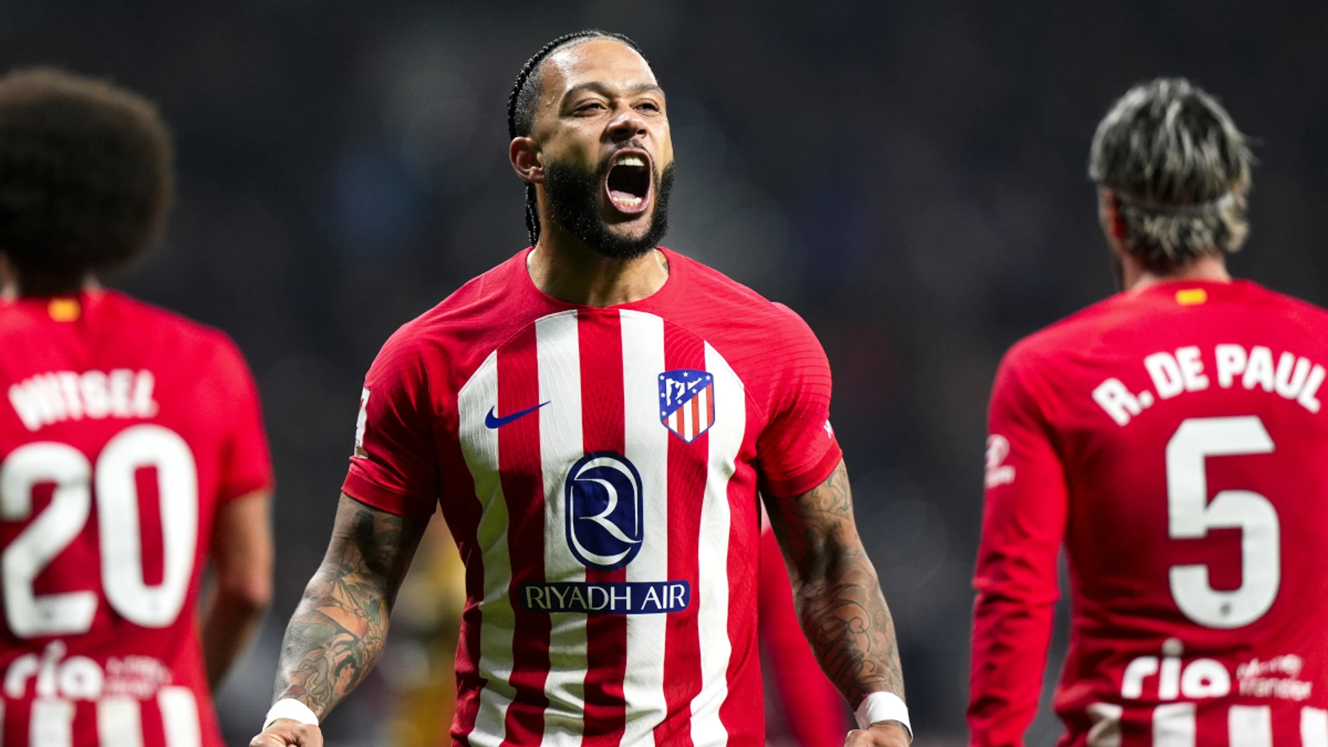 Last-gasp Depay strike earns Atletico win over Rayo