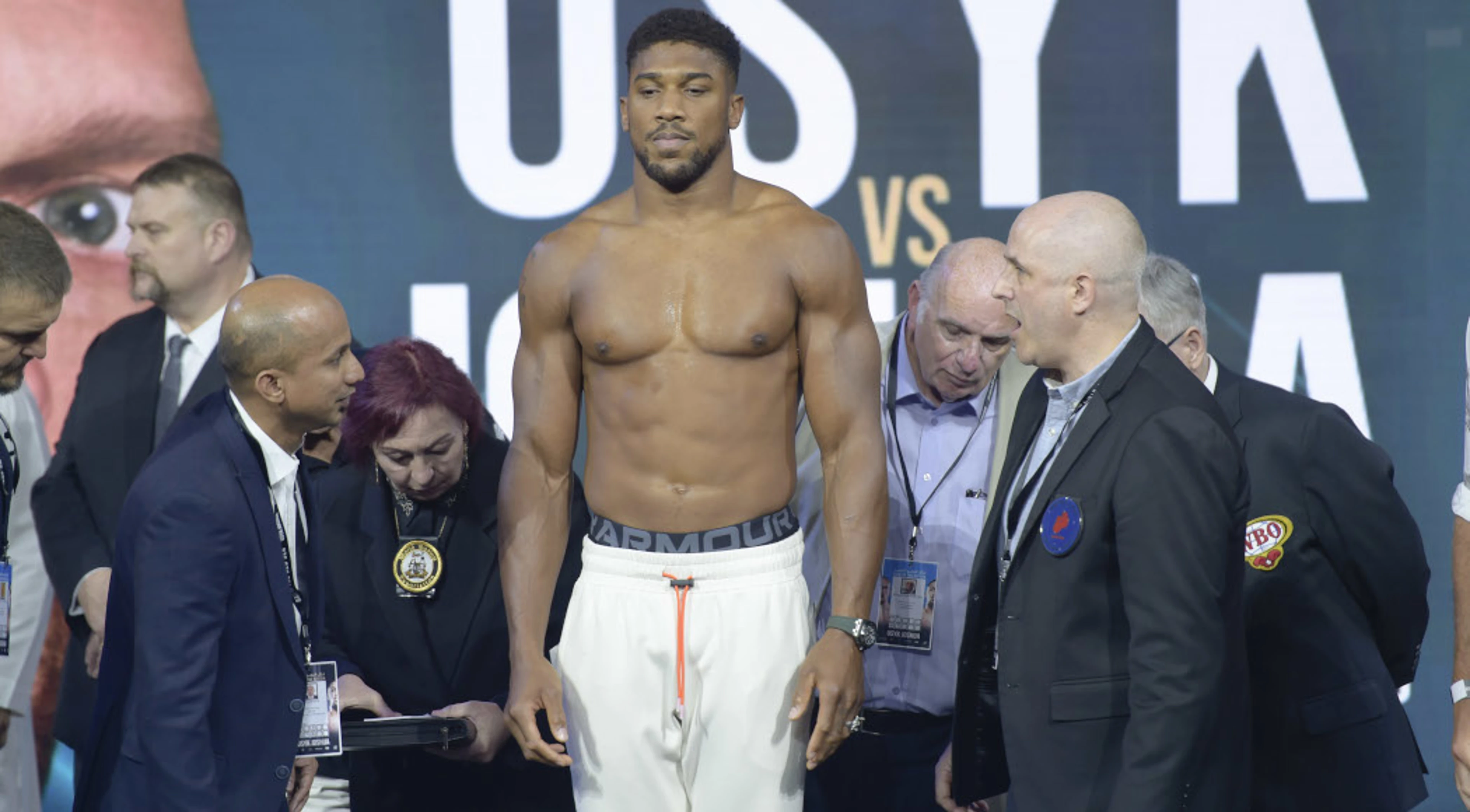 Joshua maintains weight advantage over Usyk