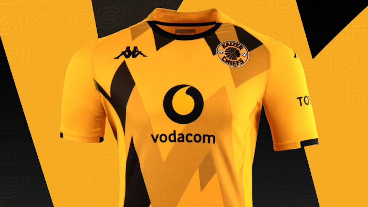 Kaizer chiefs best sale black jersey