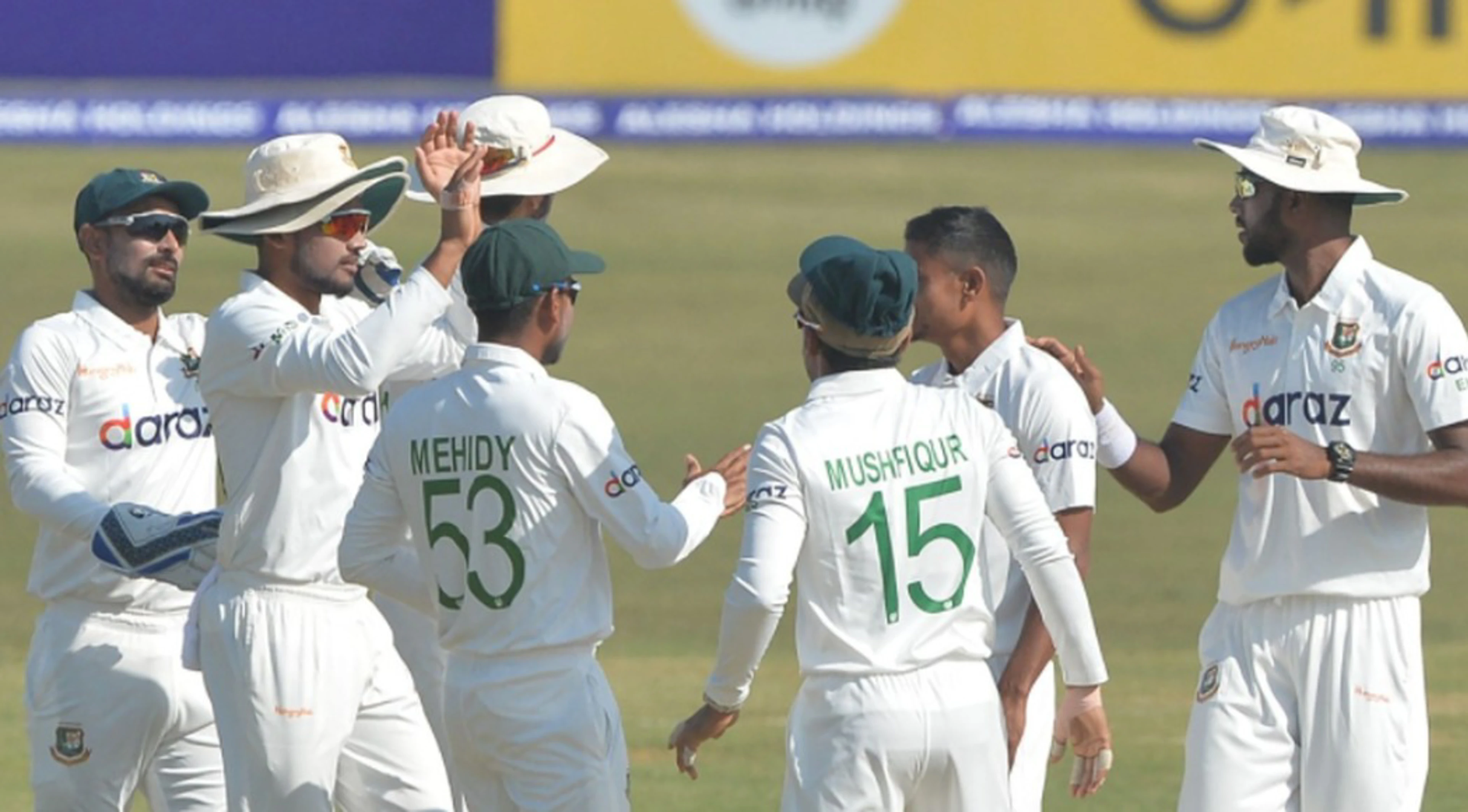 Taijul, Ali shine in even Bangladesh, Pakistan contest