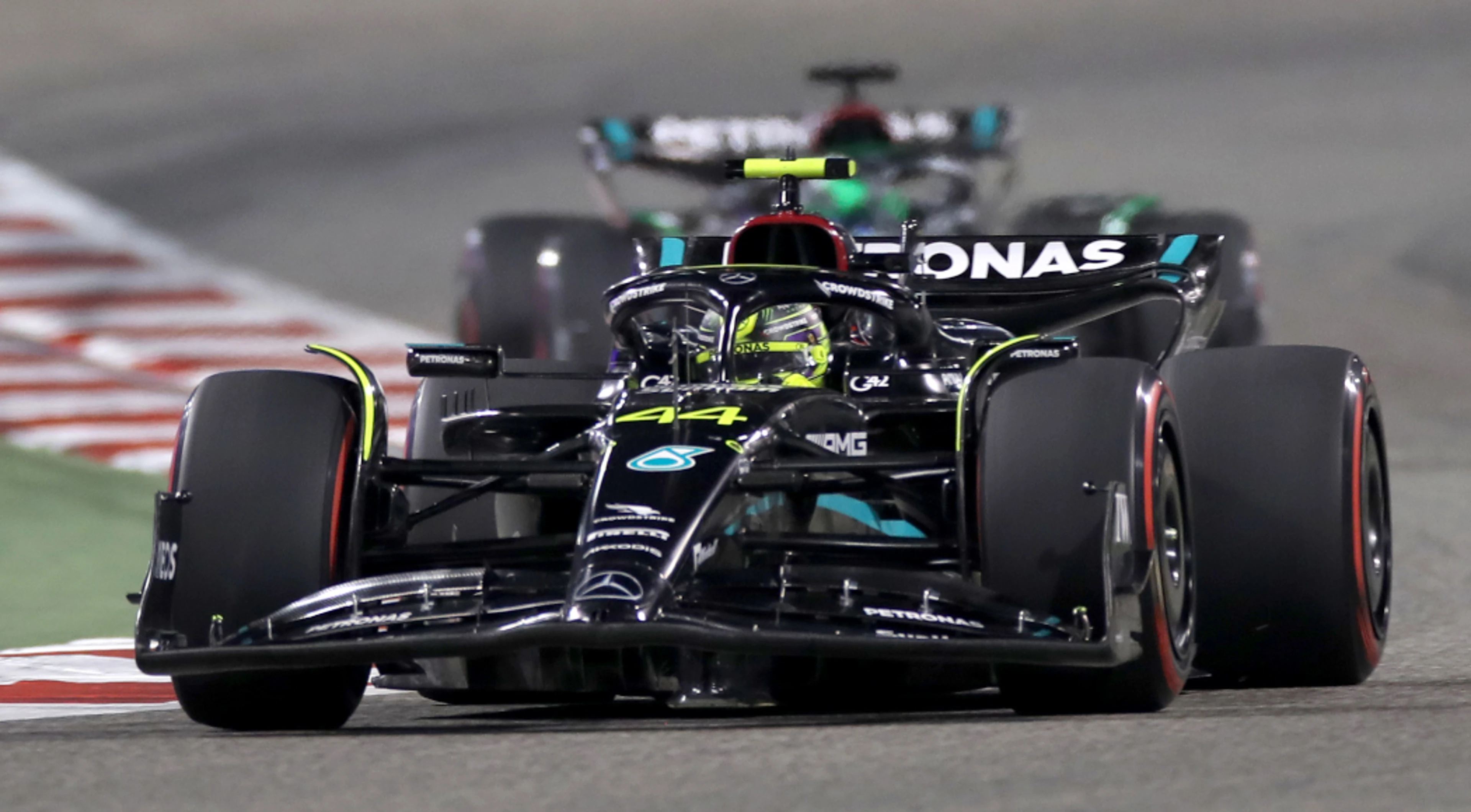 Hamilton splits from long-term performance coach Cullen