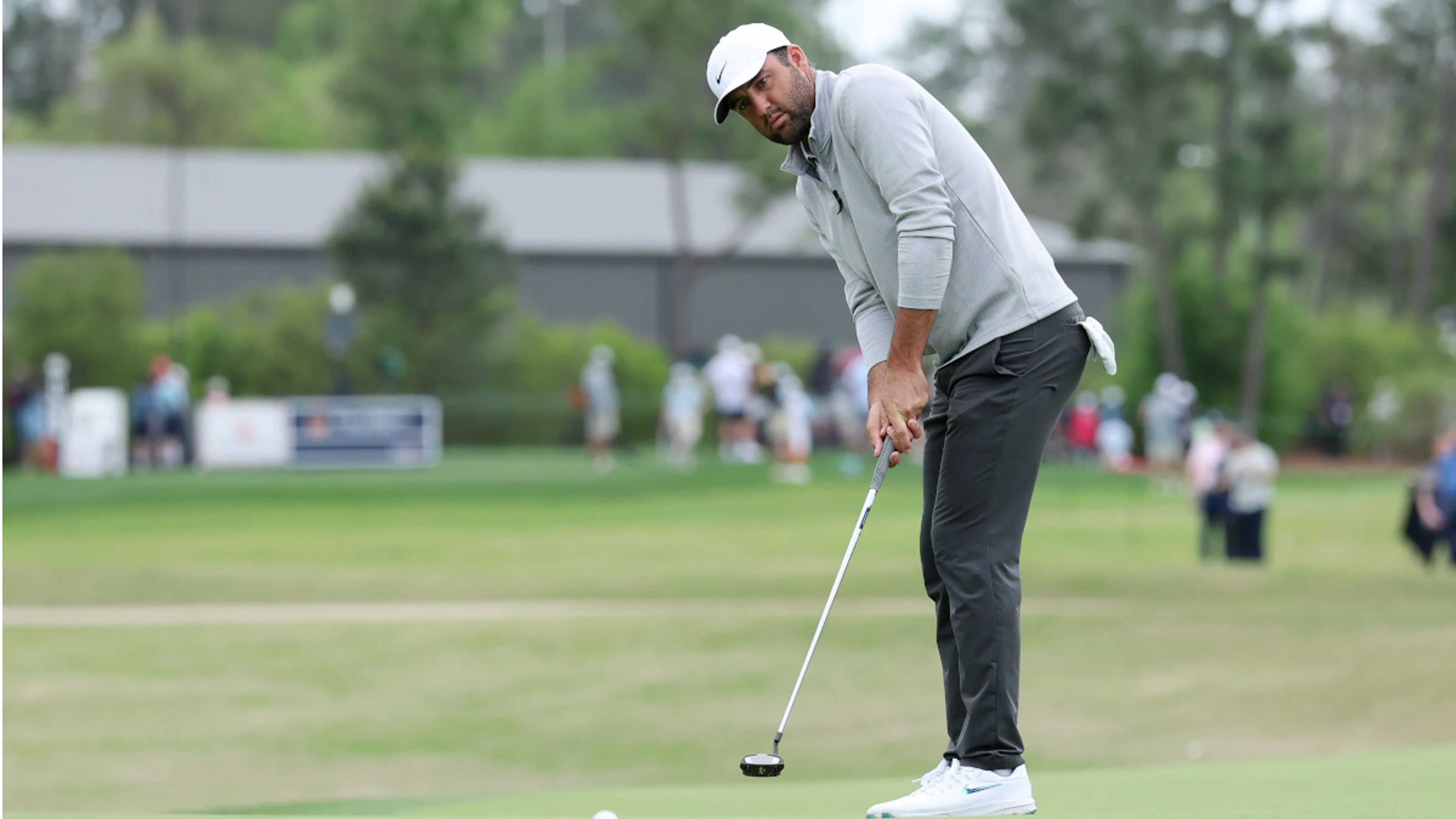 No 1 Scheffler ties Houston Open record with 62 to grab lead