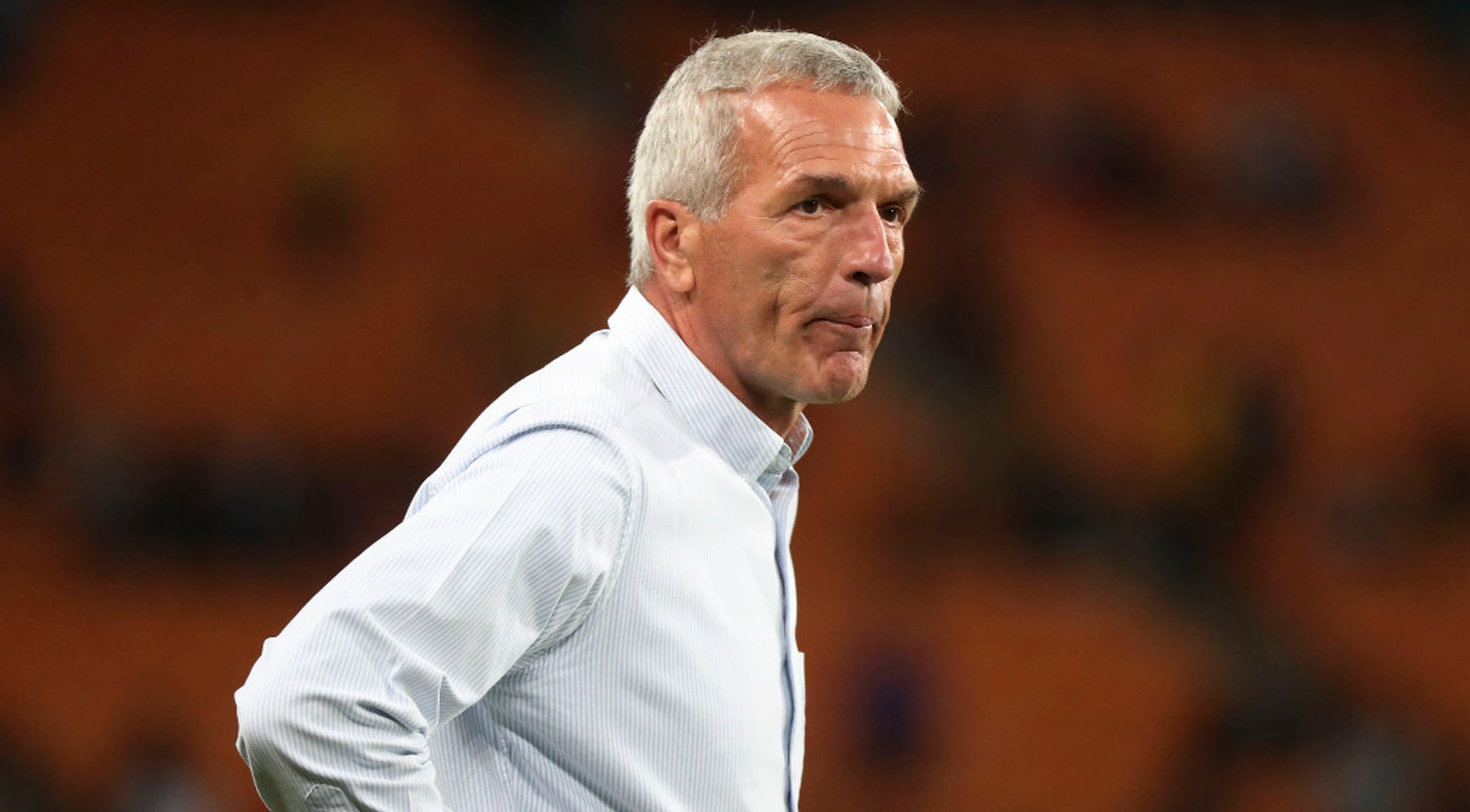 Kaizer Chiefs axe coach Middendorp