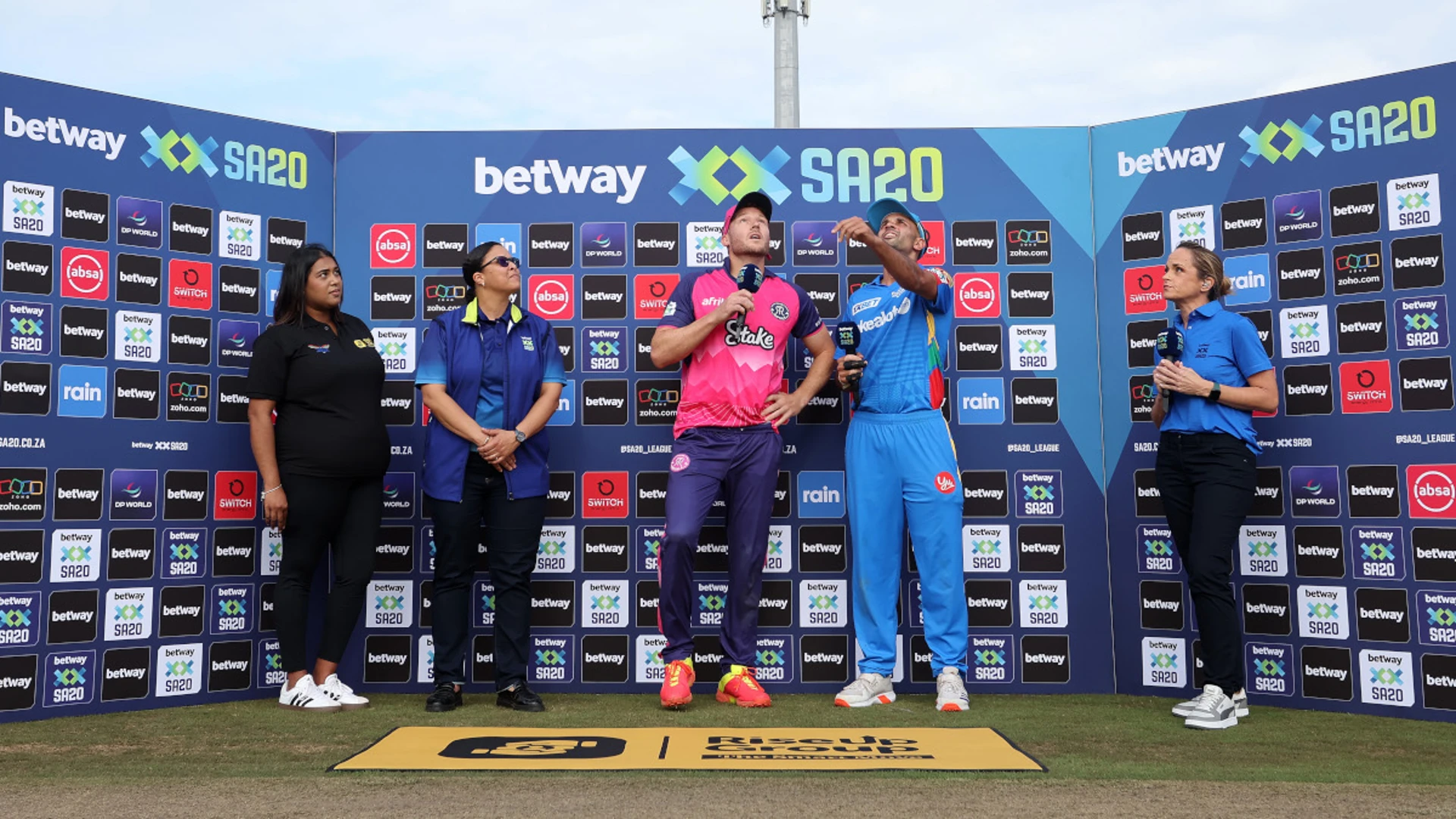 DSG win toss and bat against Paarl Royals