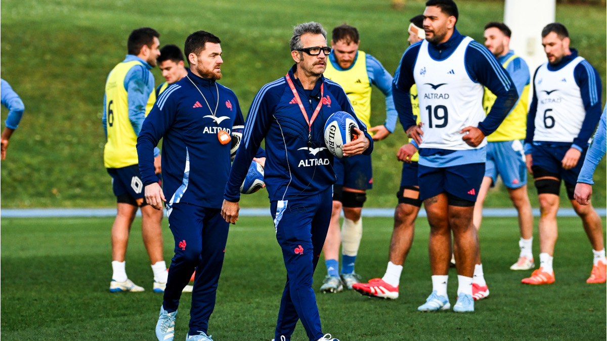 Ramos at flyhalf, seven forwards on bench for France v Italy