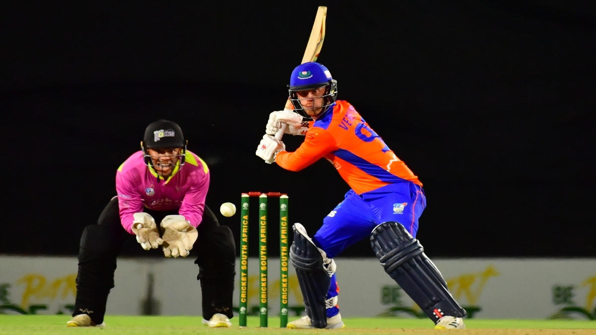 Verreynne stars as Western Province crush Rocks