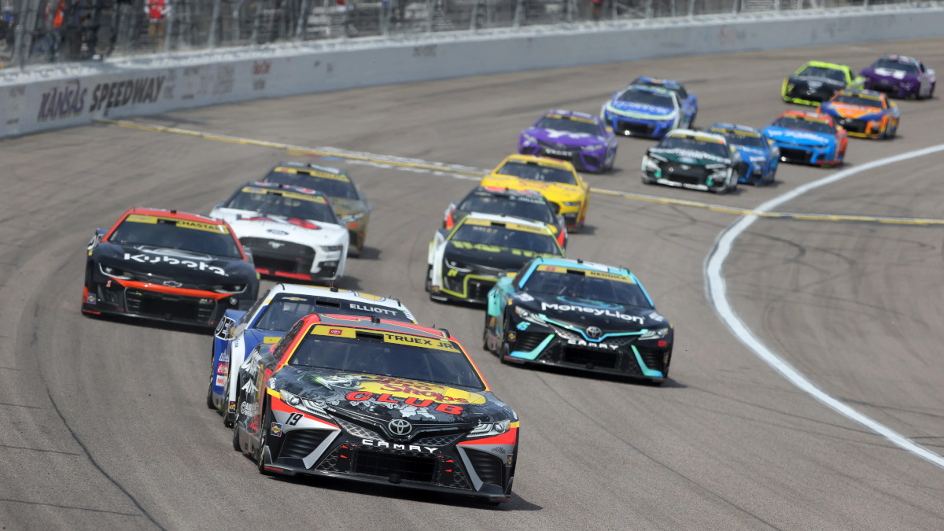 Drivers take aim at Texas Motor Speedway