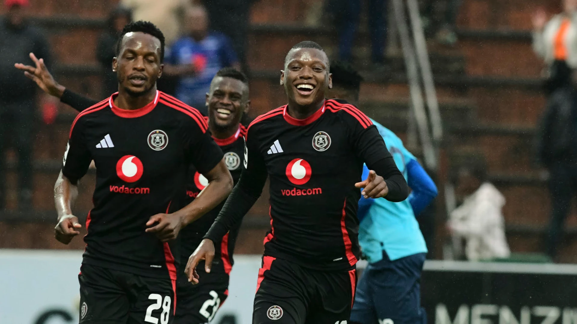 Sublime Dlamini strike hands Pirates third straight win