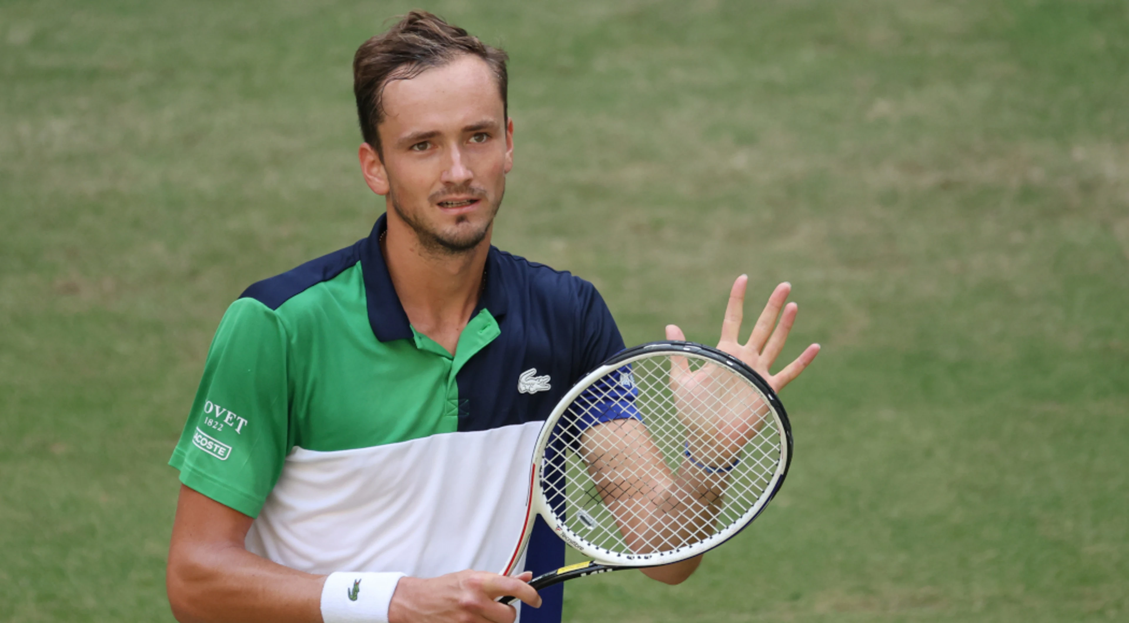 Medvedev into Halle quarters after beating Ivashka