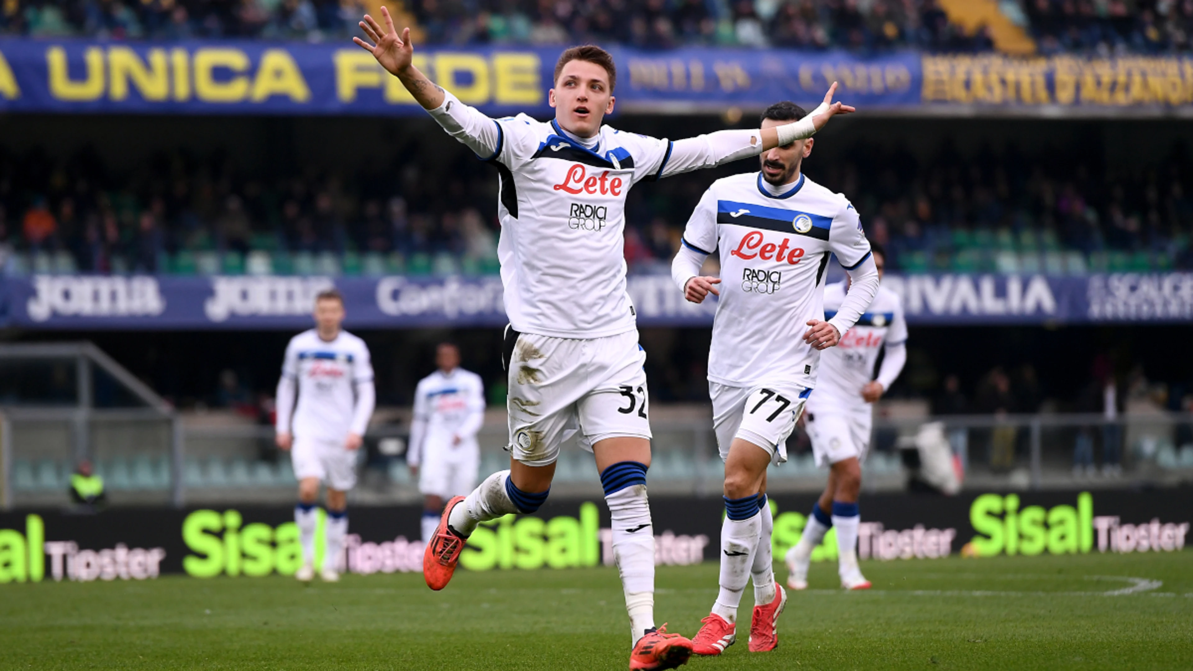 Atalanta thrash Verona with four from Retegui
