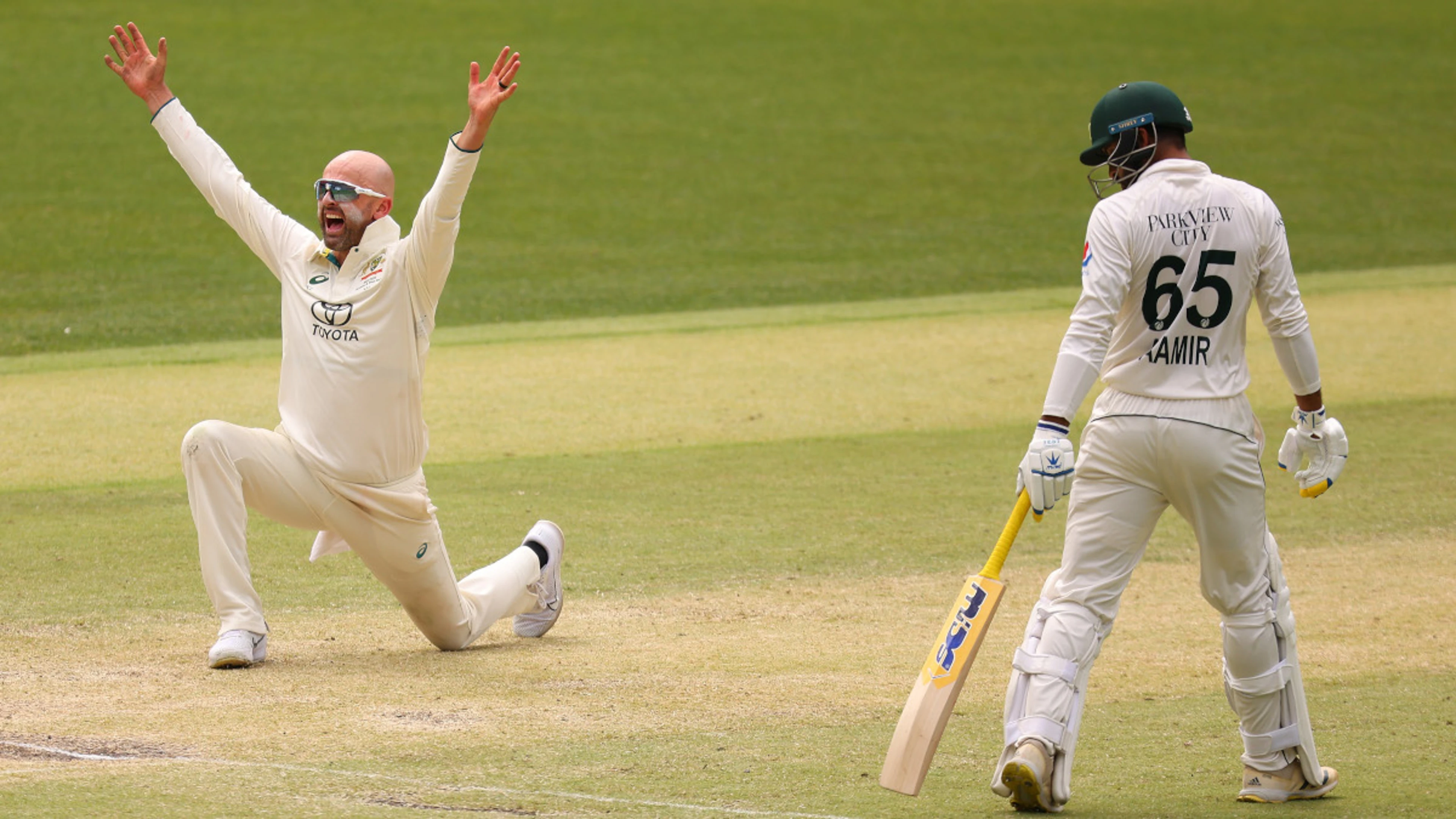 Australian spin king Lyon joins elite club with 500th test wicket