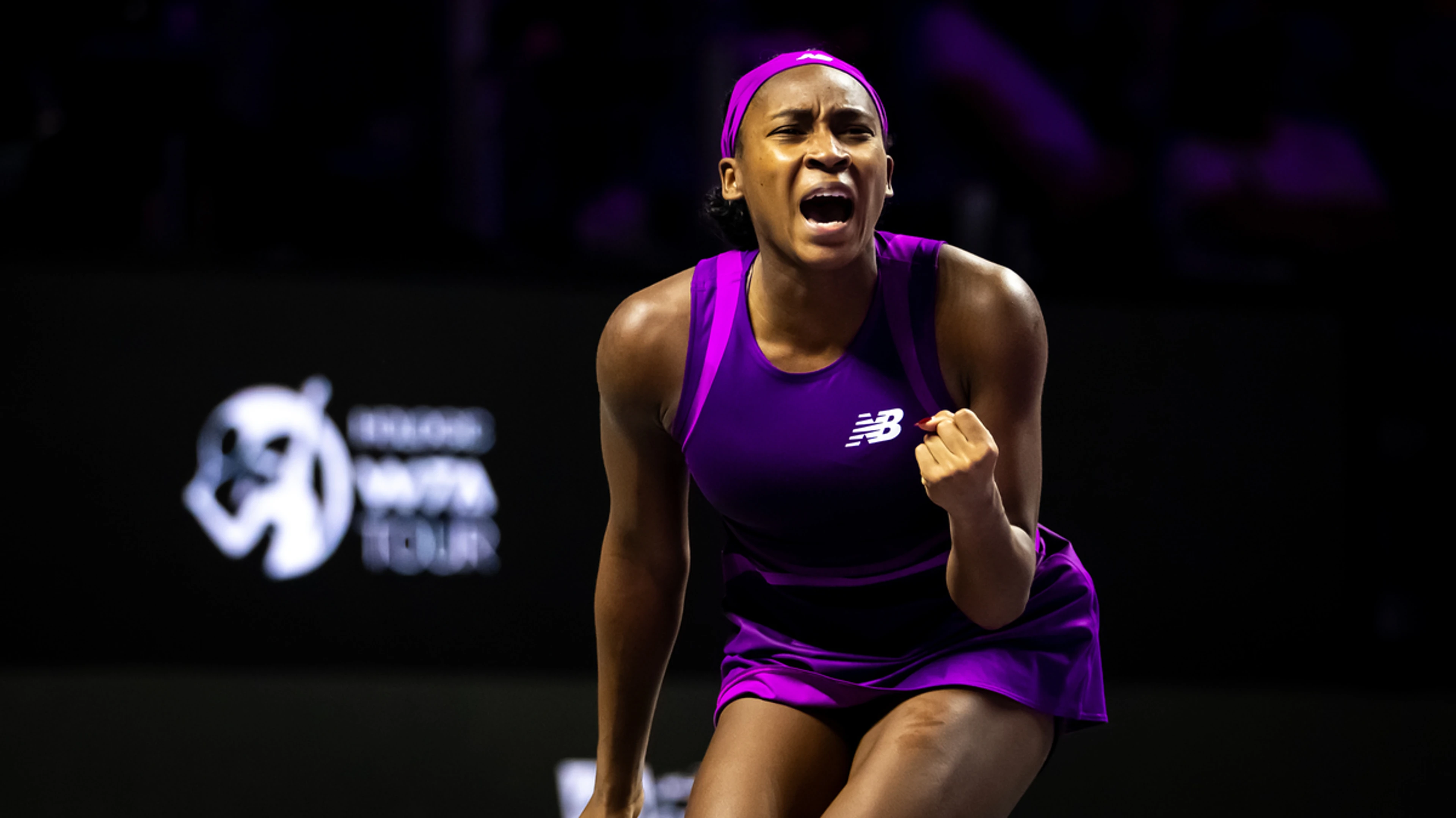 Gauff sets up decider with Zheng at WTA Finals