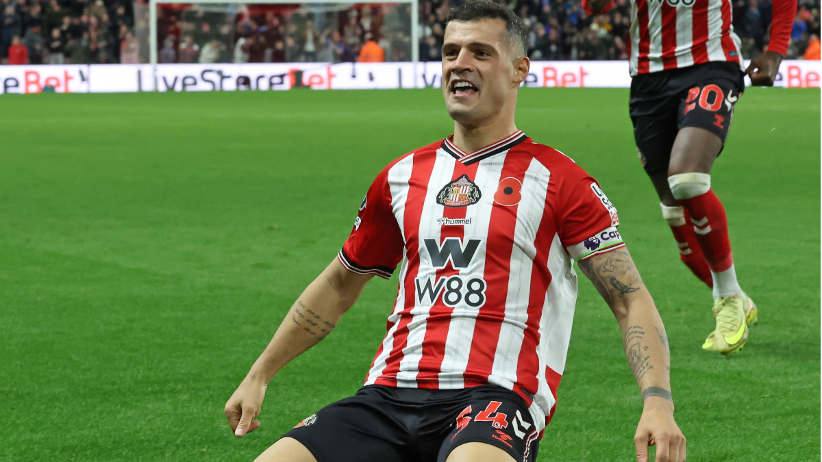 Xhaka lifts Sunderland into fourth after Everton draw