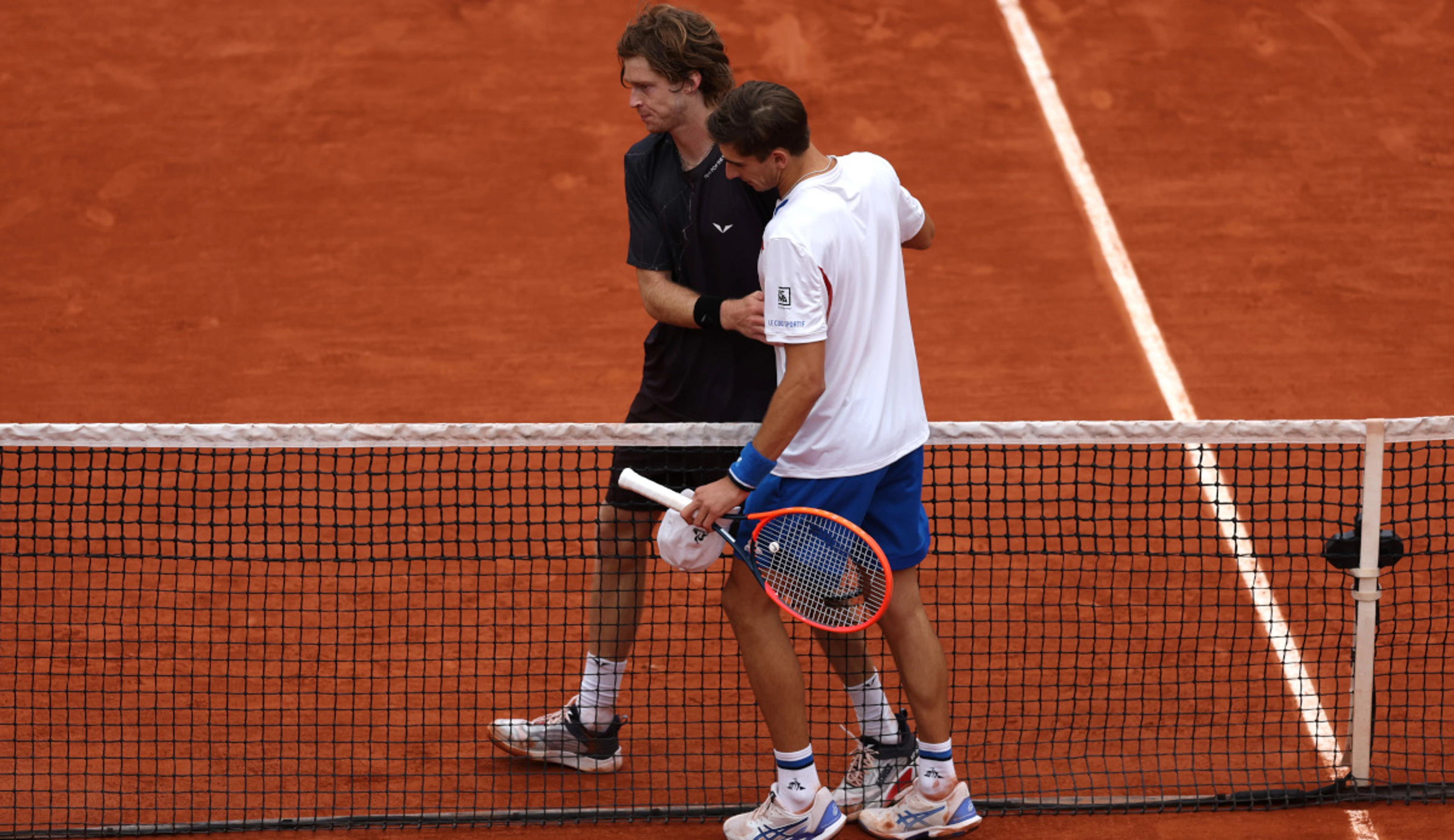 MEN'S DAY 6 WRAP: Frustrated Rublev knocked out; Alcaraz, Sinner advance