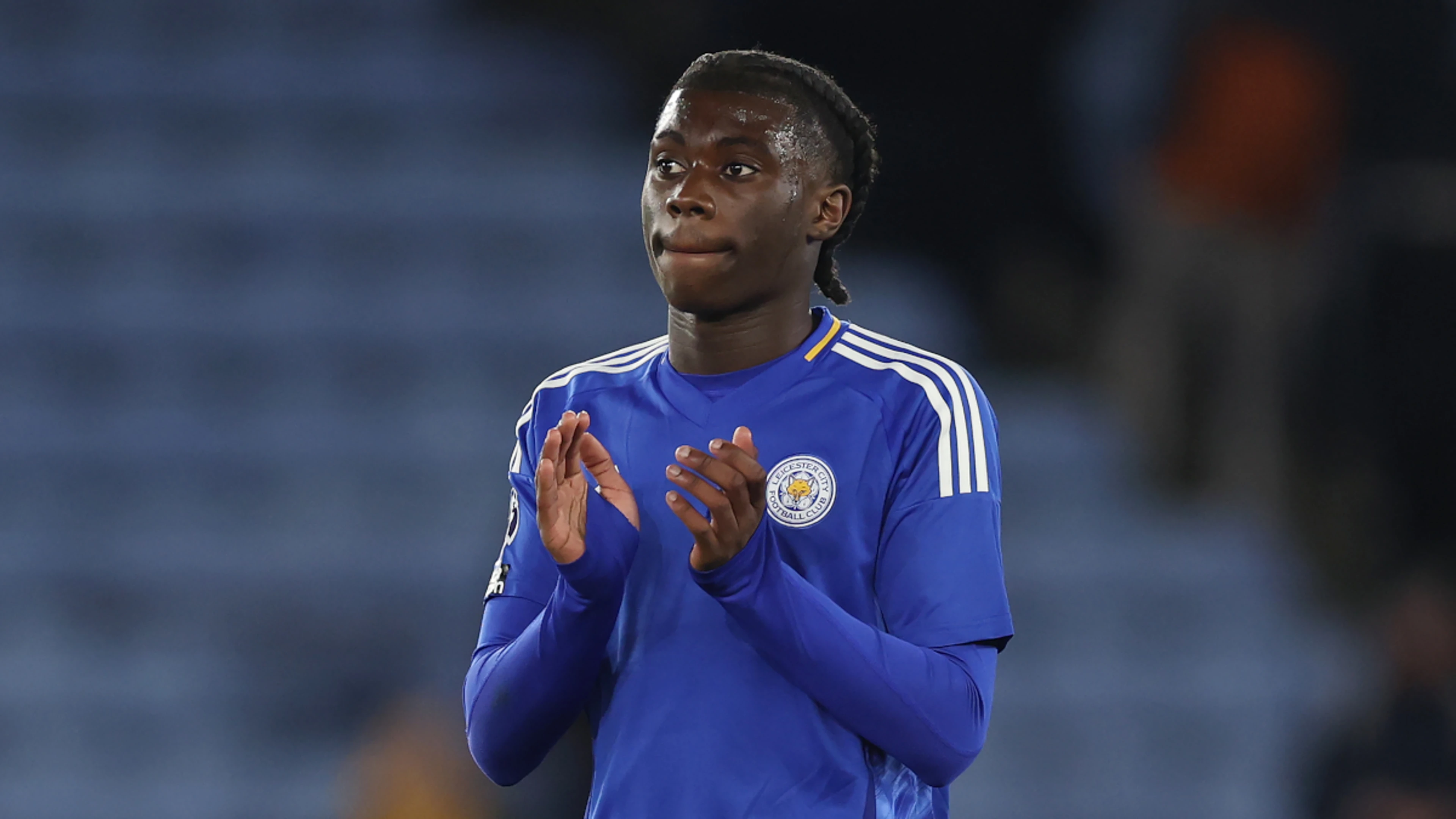 Leicester's 15-year-old debutant Monga wears blank shirt due to gambling sponsor rule