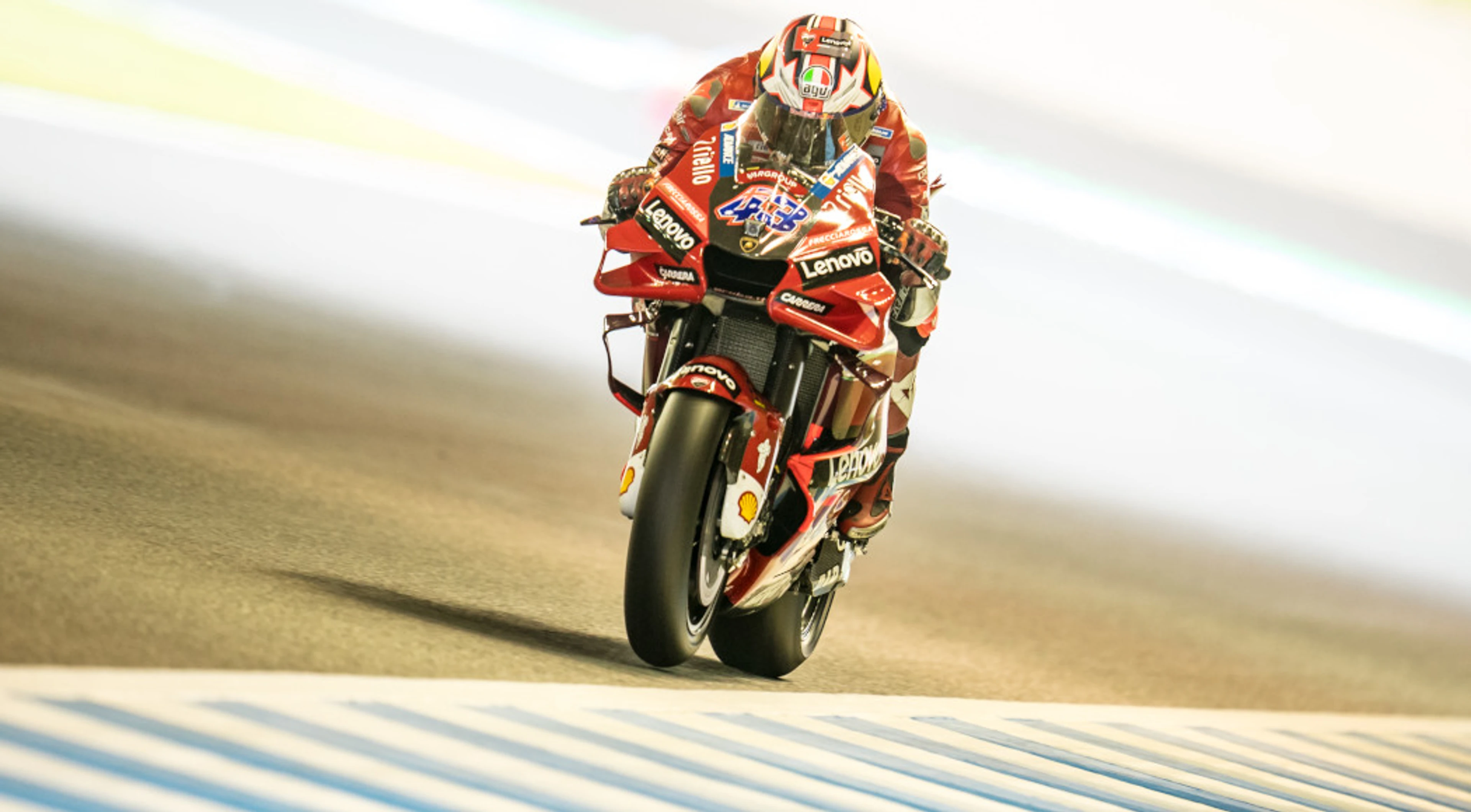 Miller dominates to win, SA's Binder second