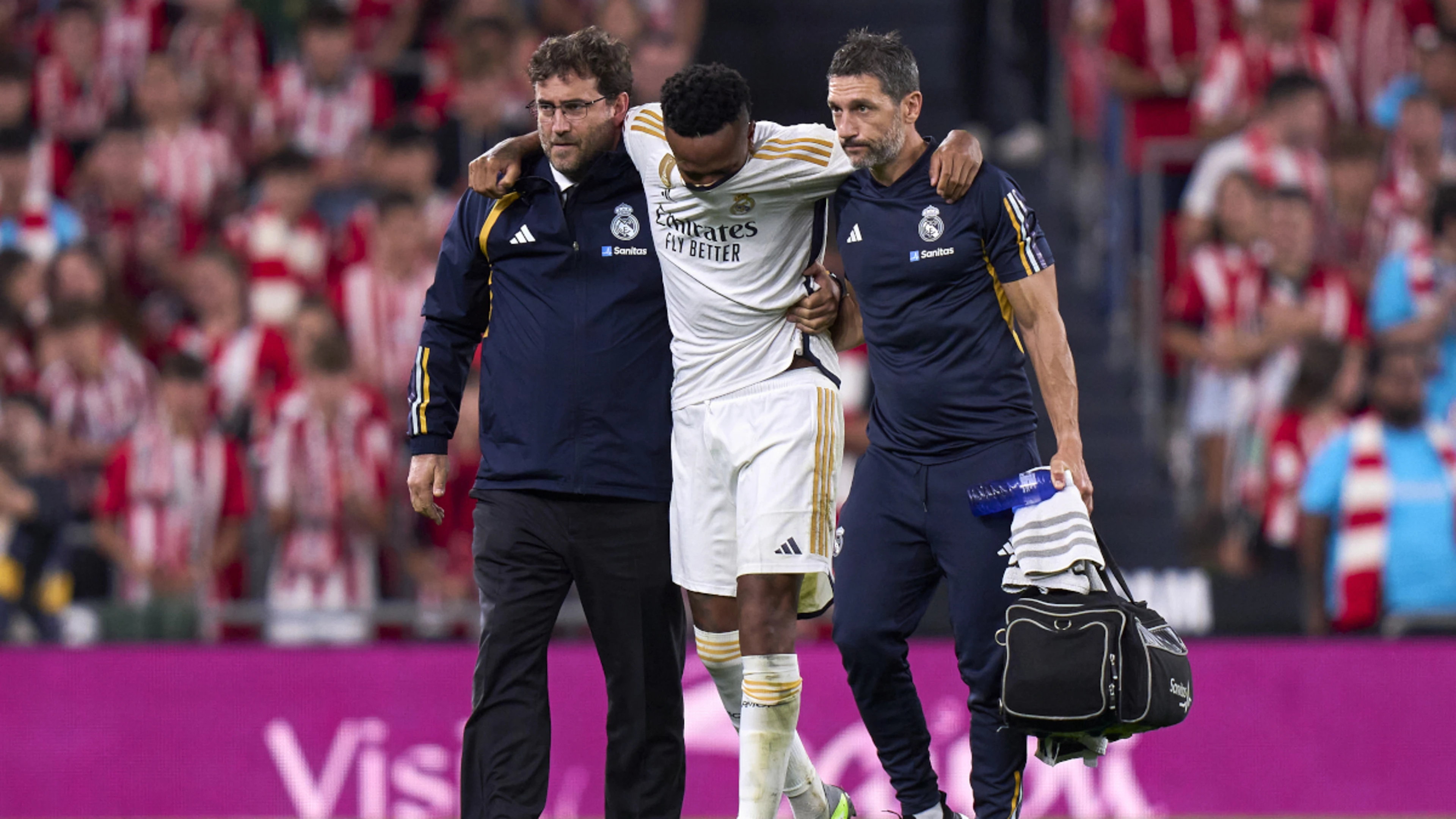 Militao to undergo knee surgery after ACL tear