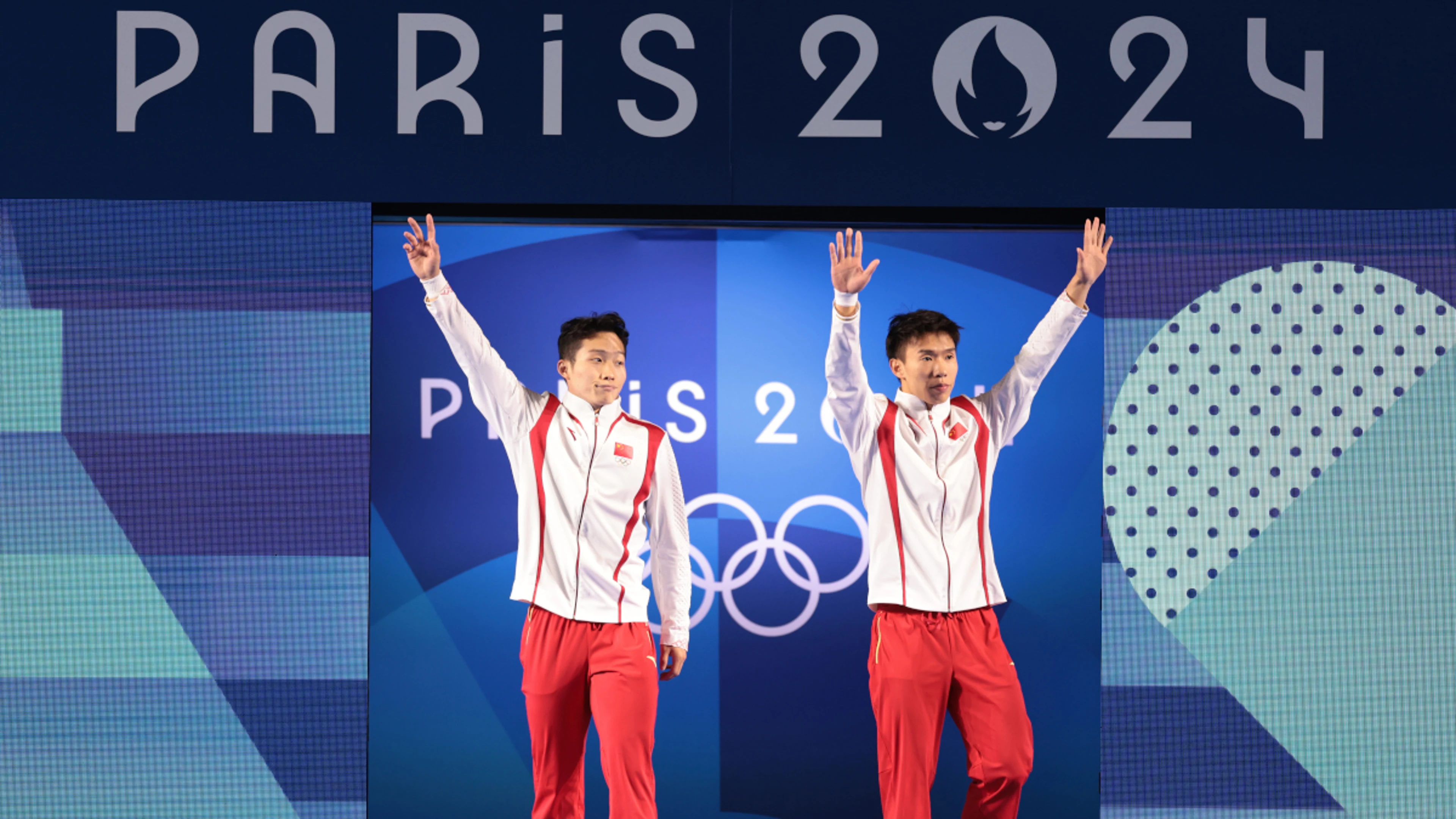 China's Wang and Long win men's synchronised 3m springboard
