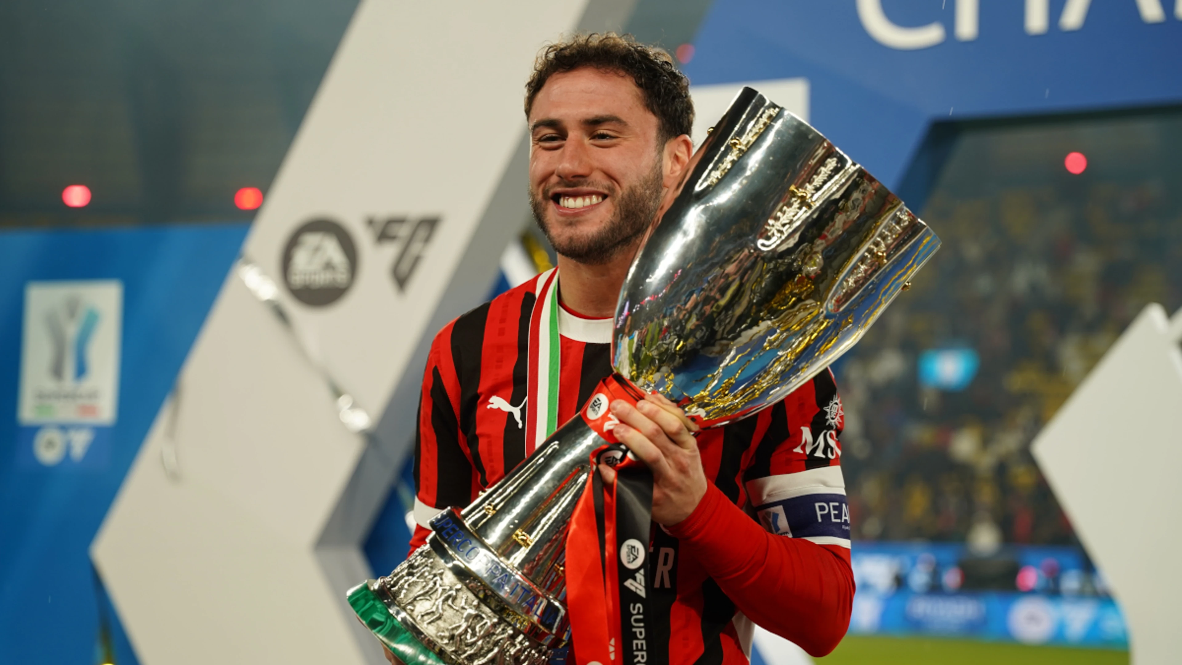 Ex-Milan captain Calabria loaned to Bologna after coach row