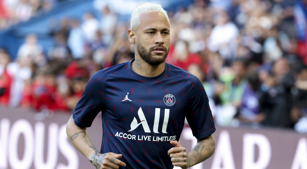 Neymar wants to stay at PSG despite rumours over his future