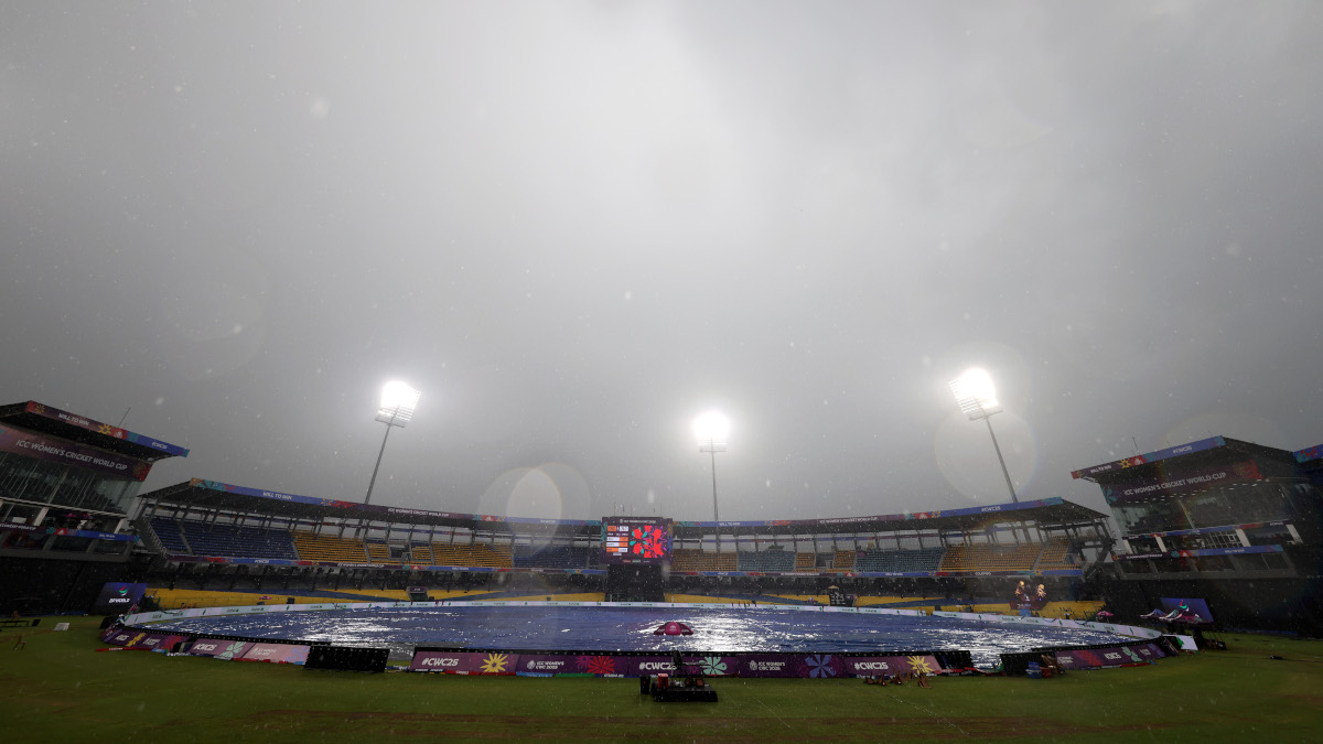 Rain denies Pakistan historic World Cup win over England