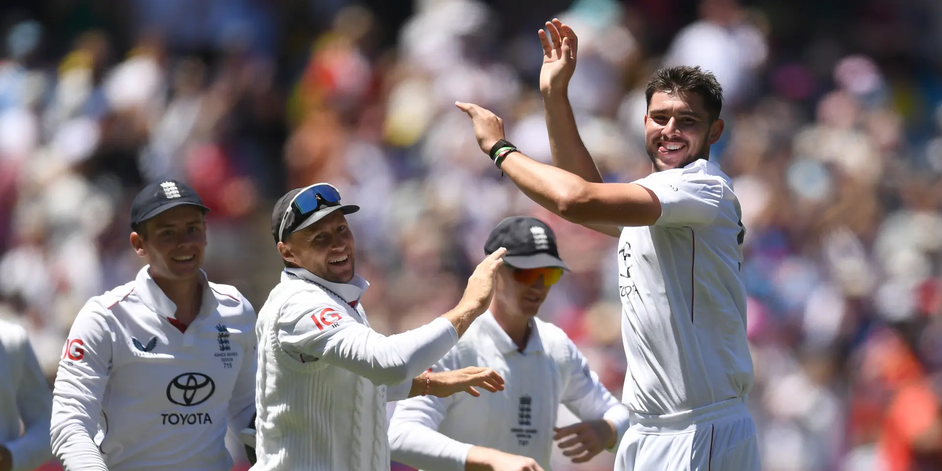 Cricket Australia boss says short Tests 'bad for business' after MCG carnage