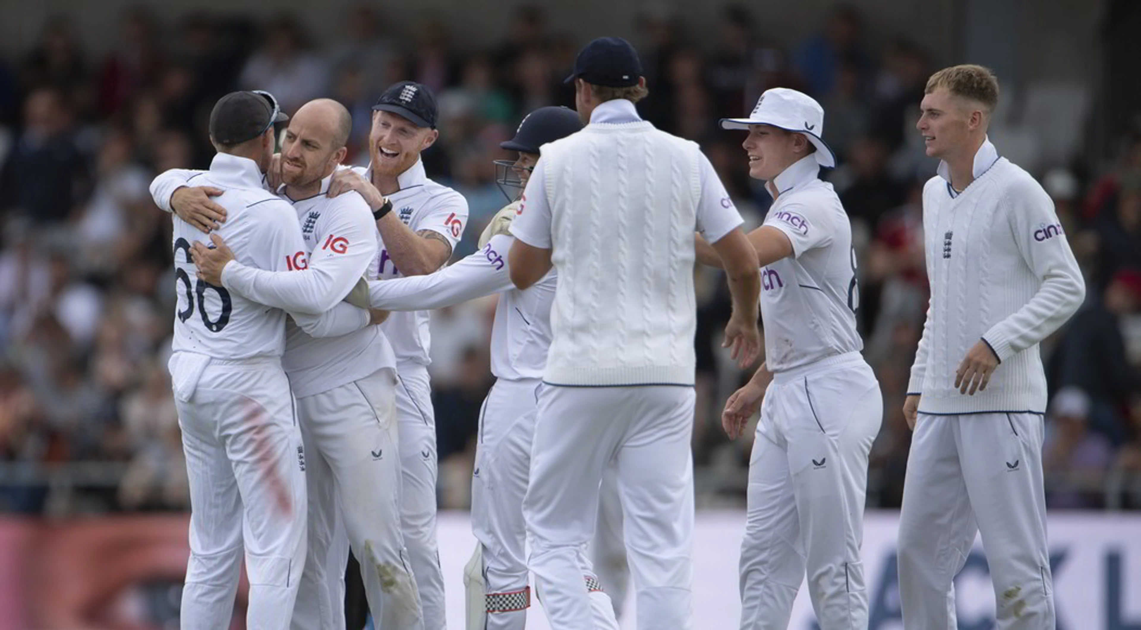 Leach strikes before Pope leads England nearer New Zealand sweep