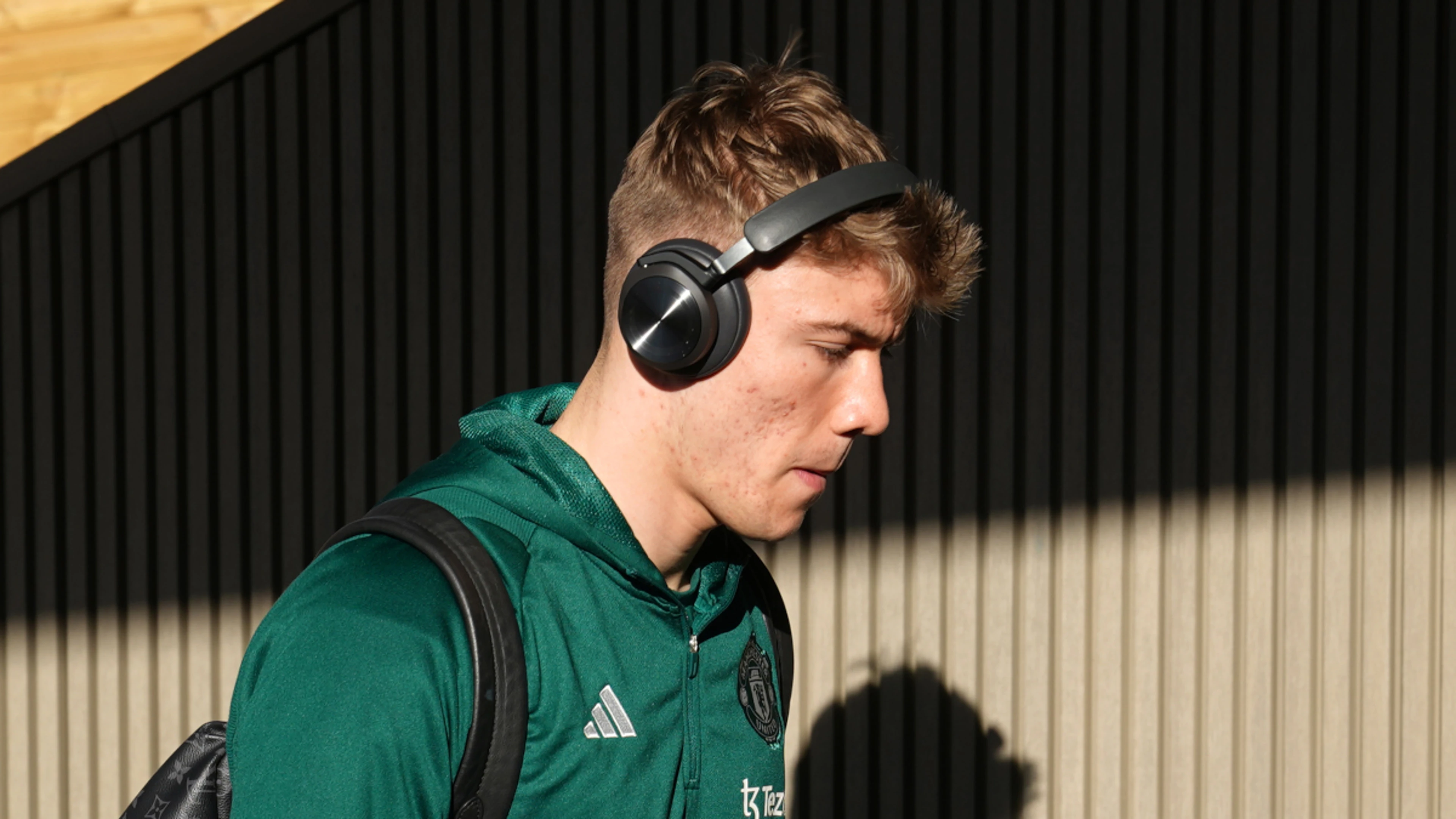 Hojlund to miss two to three weeks with injury