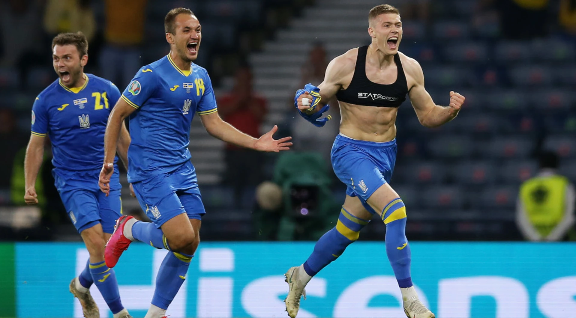 Ukraine snatch extra-time win over Sweden win to advance