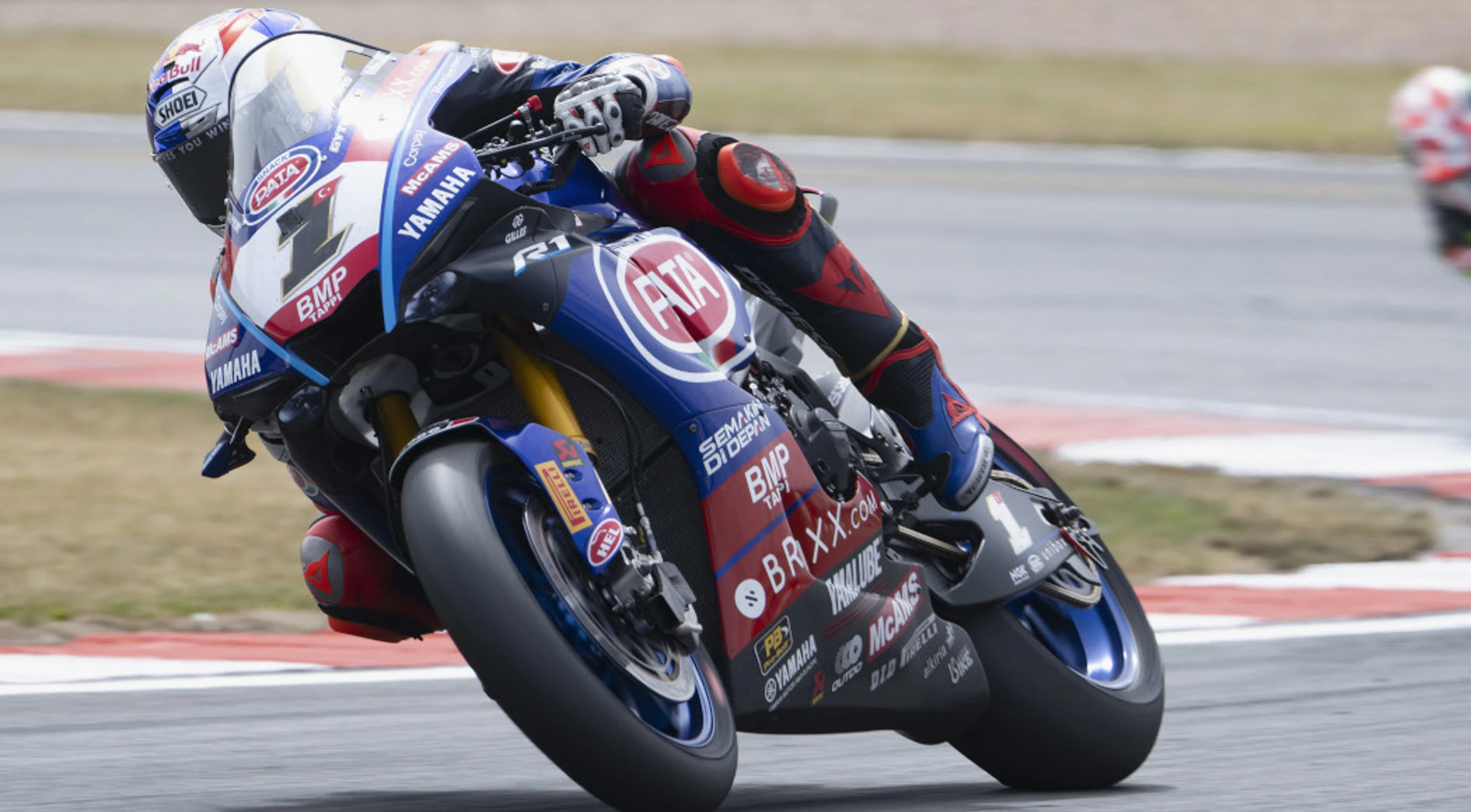 Razgatlioglu wins Czech Superpole, Rea survives gravel trap