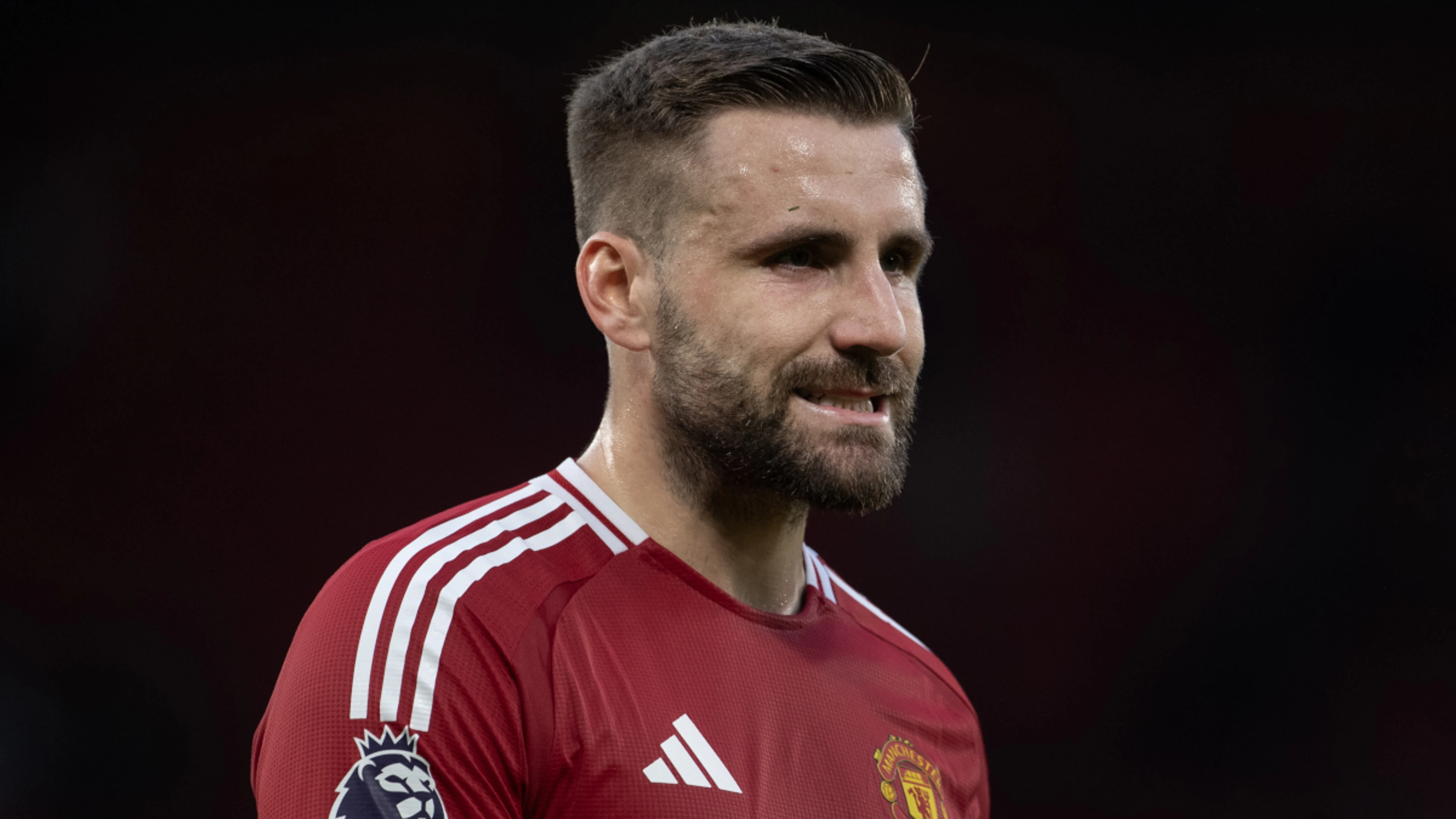 Man United's Shaw suffers fresh injury setback