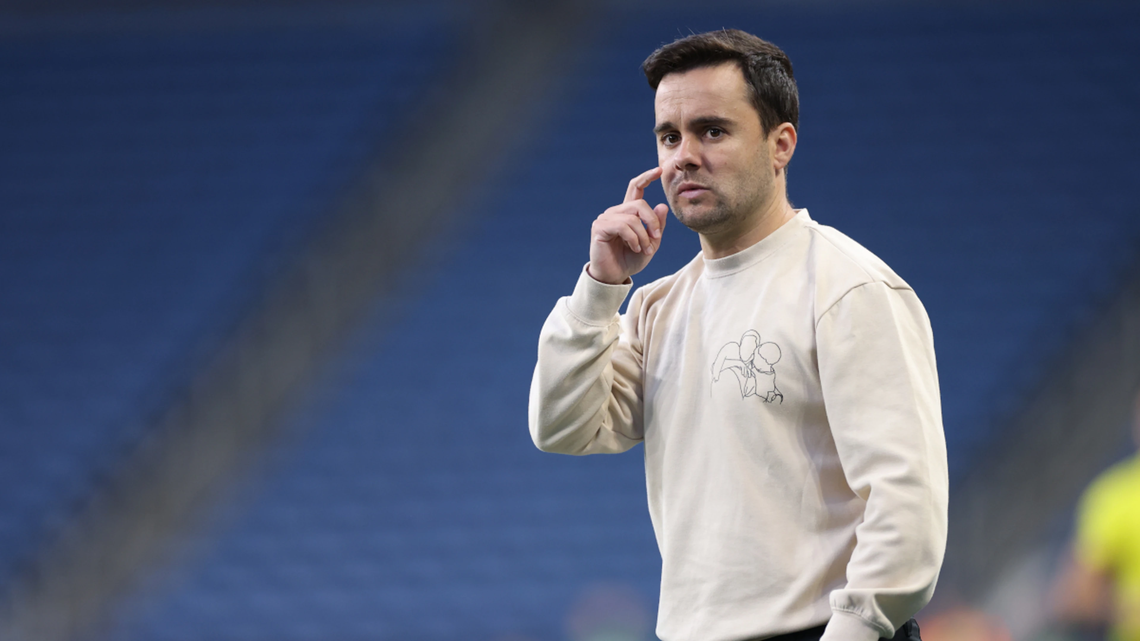 Ex-Barca boss Giraldez takes over as coach of Lyon women