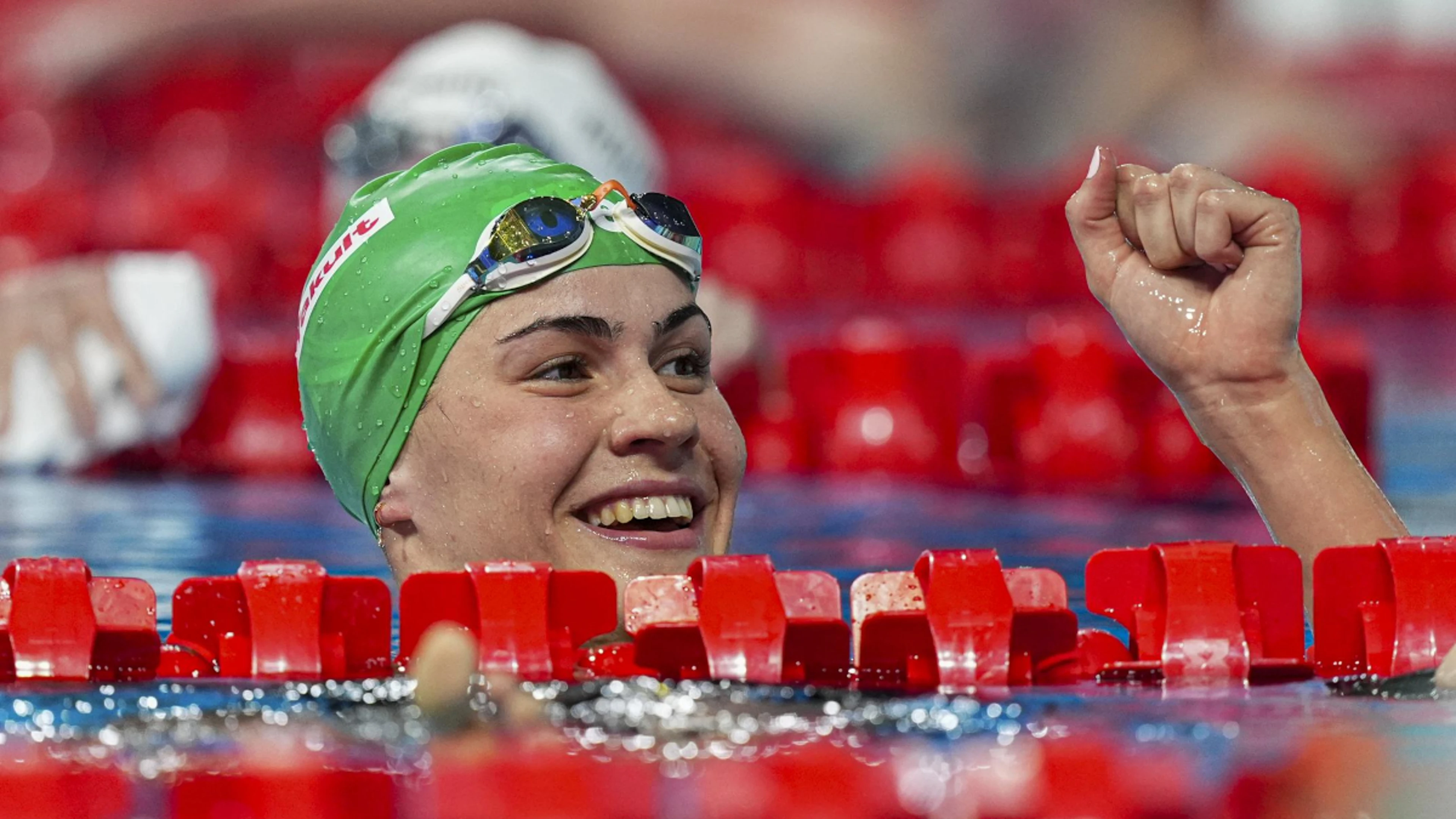 Two more African records for magnificent Meder as Le Clos misses out