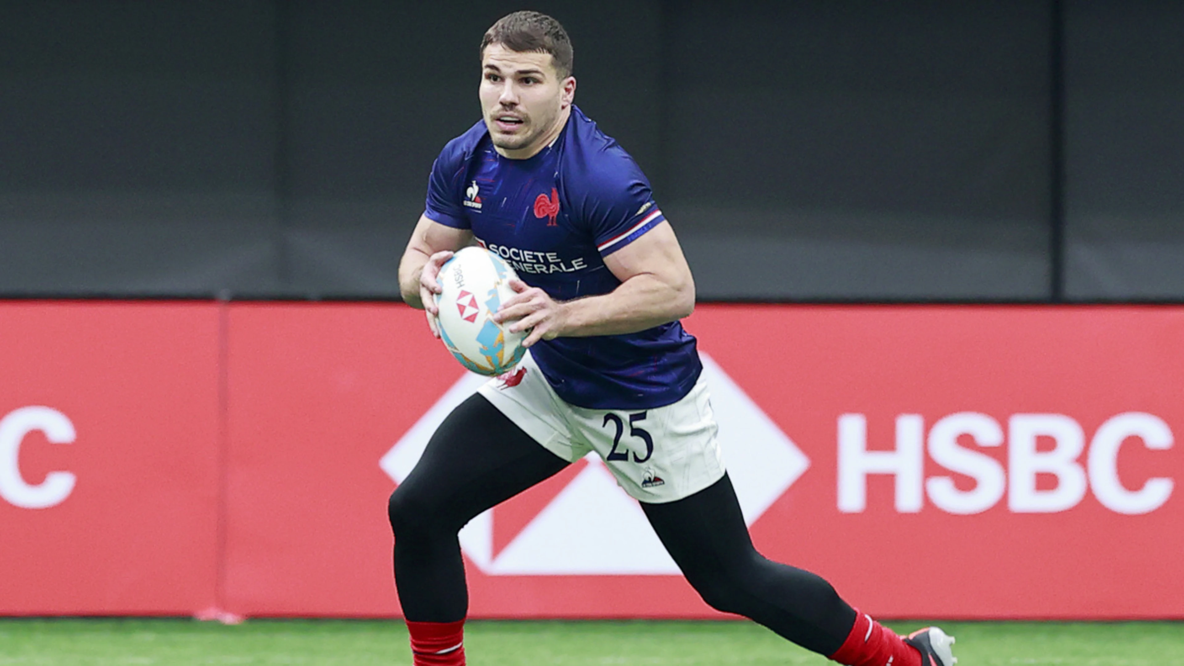 France roll as Dupont makes sevens debut in Vancouver